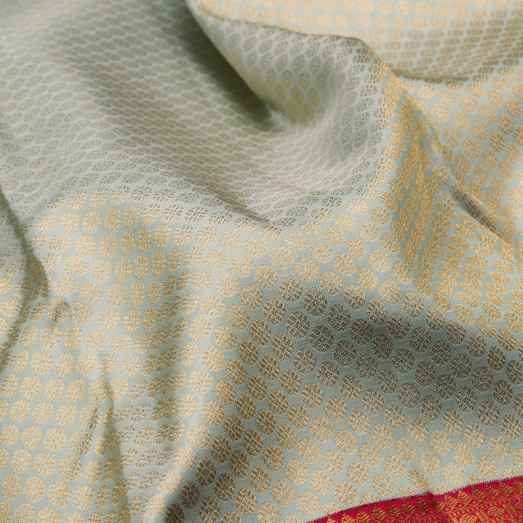 Kanakavalli Kanjivaram Silk Sari 22-110-HS001-08569 - Fabric View