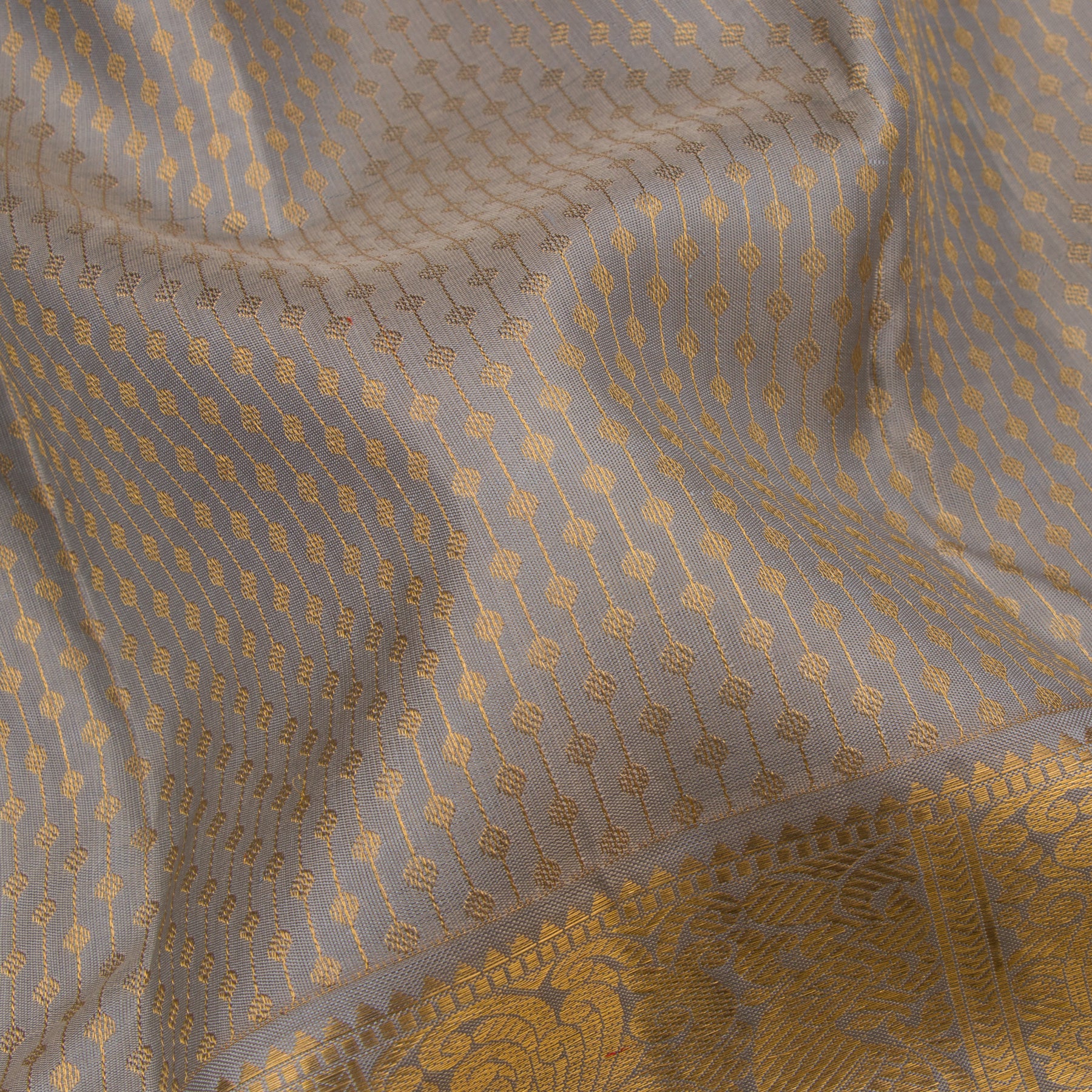 Kanakavalli Kanjivaram Silk Sari 22-110-HS001-08574 - Fabric View