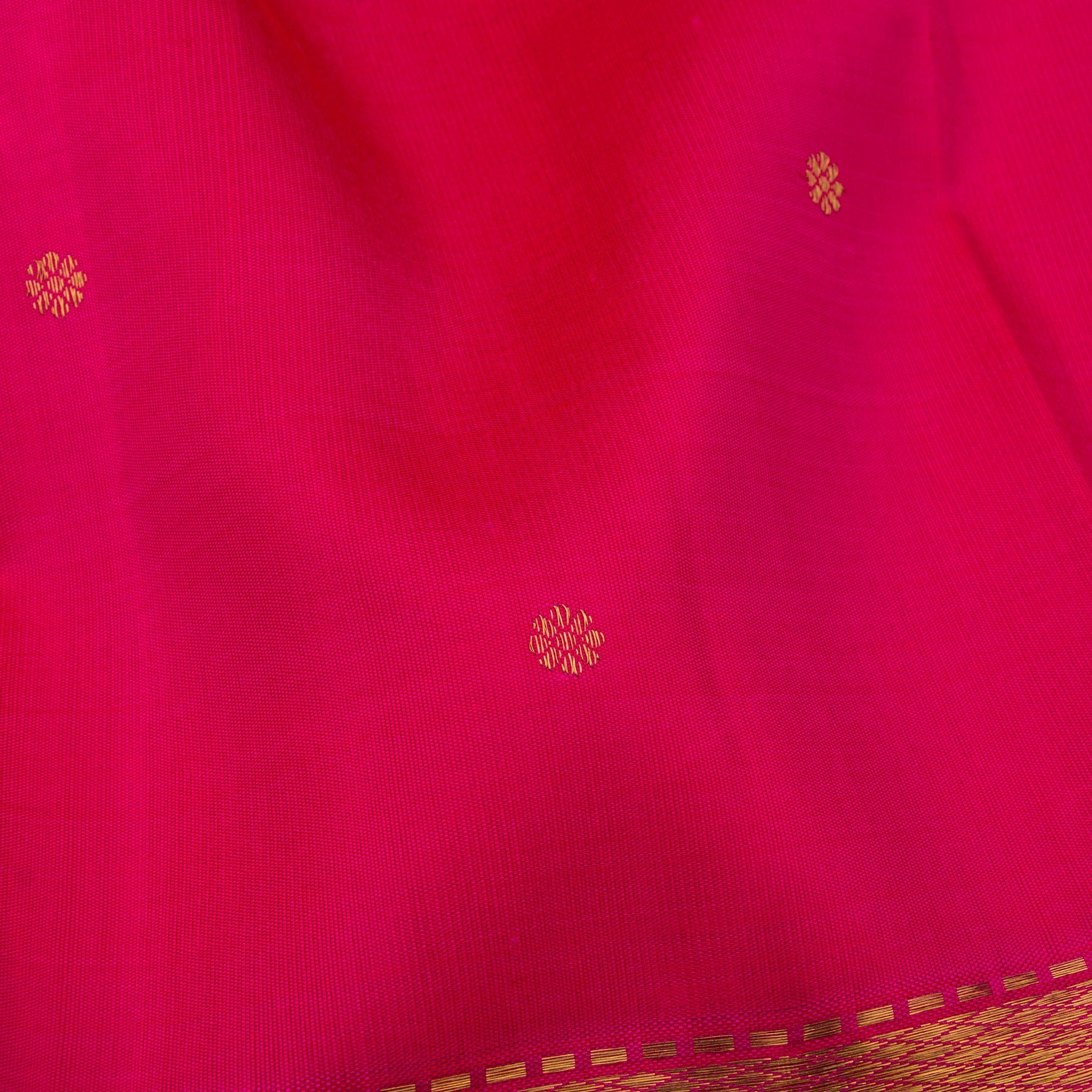 Kanakavalli Kanjivaram Silk Sari 22-110-HS001-08905 - Fabric View