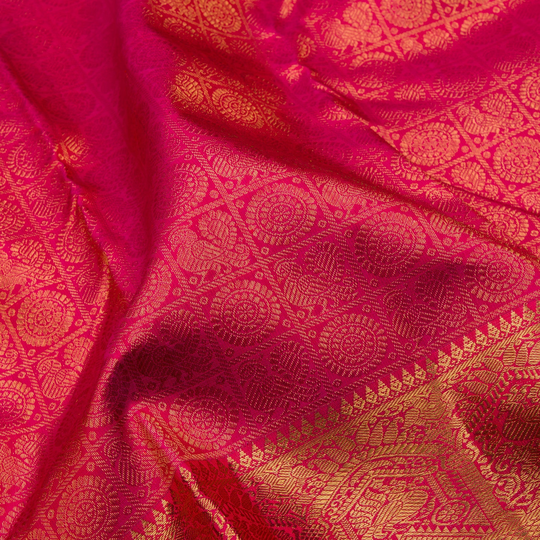 Kanakavalli Kanjivaram Silk Sari 22-110-HS001-09442 - Fabric View
