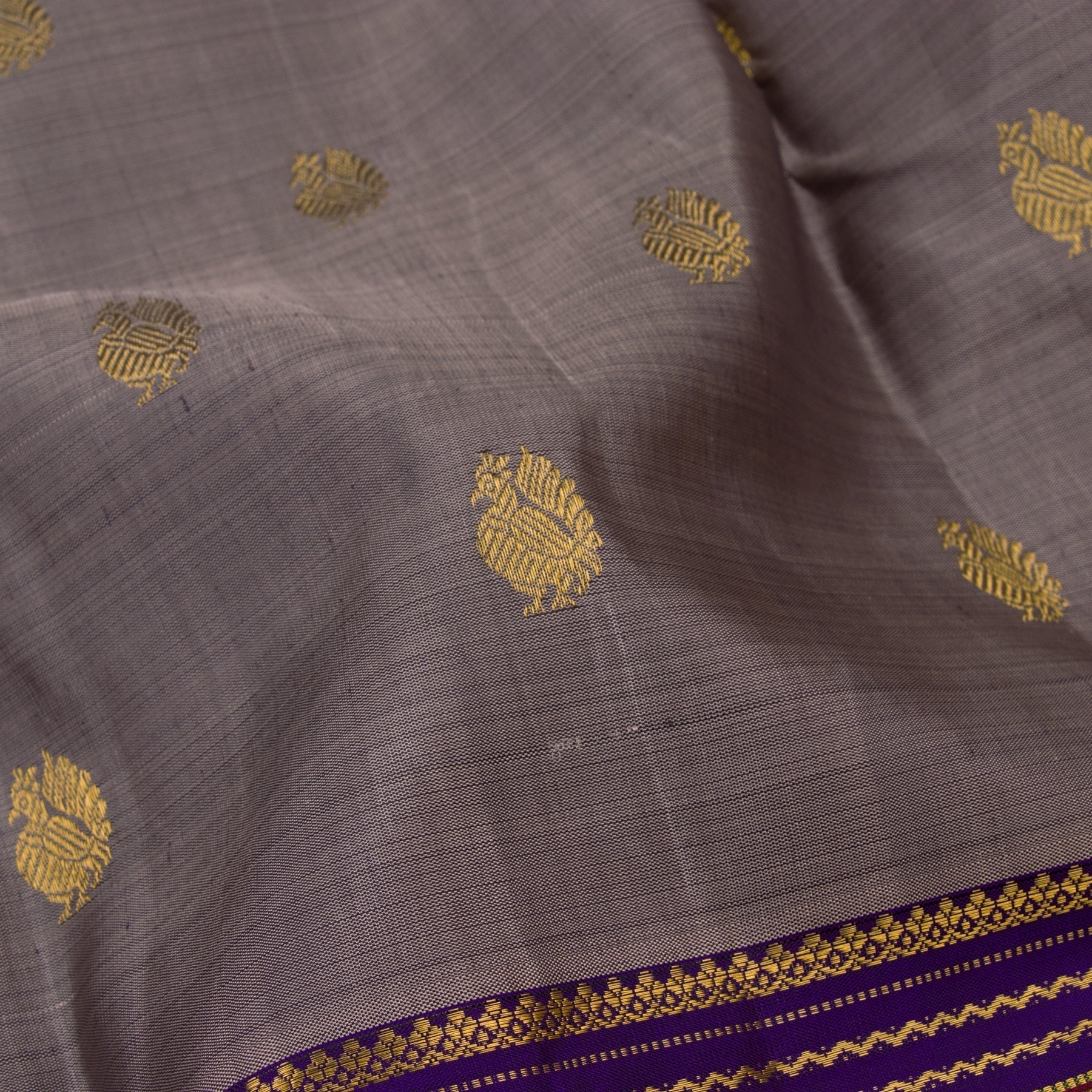 Kanakavalli Kanjivaram Silk Sari 22-110-HS001-09468 - Fabric View
