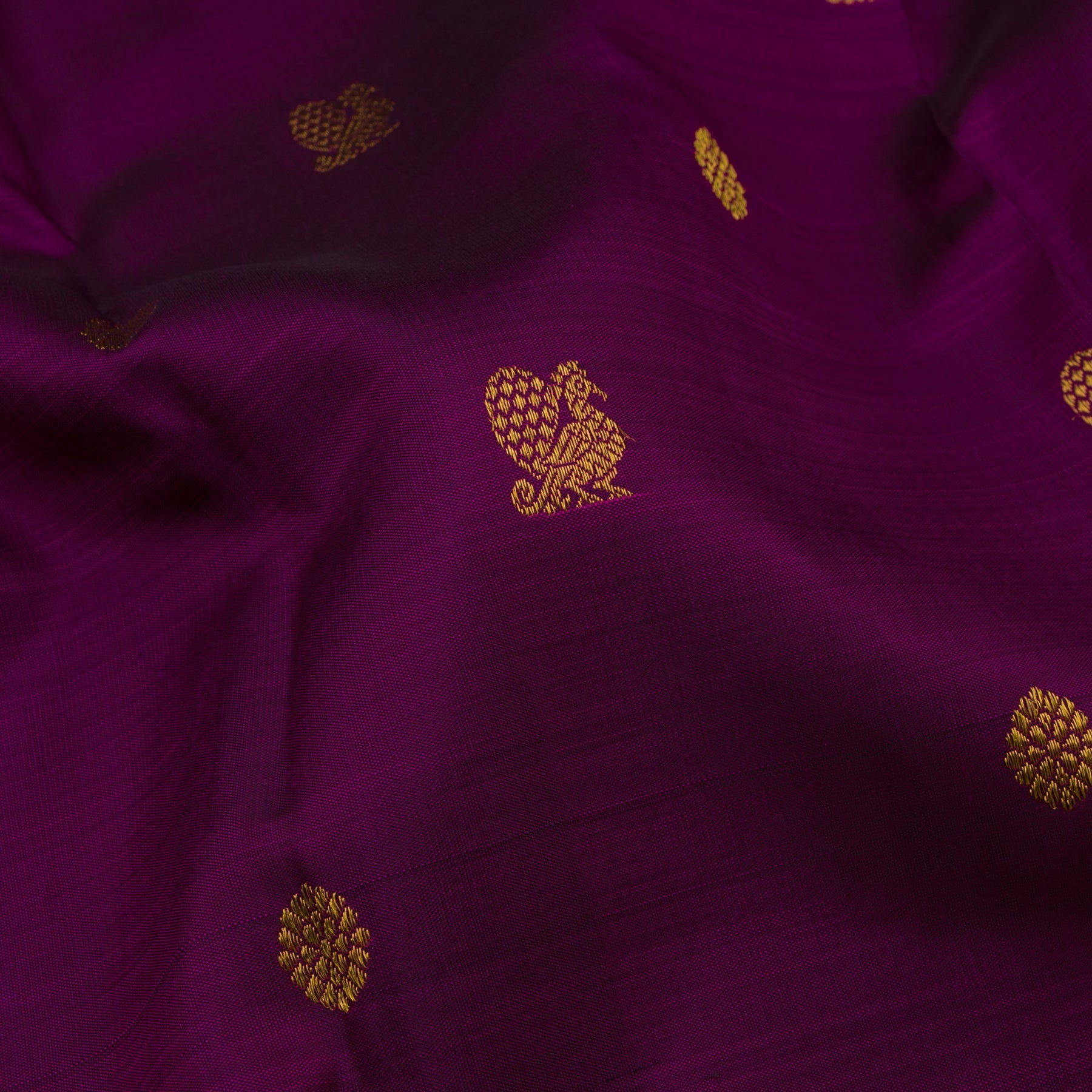 Kanakavalli Kanjivaram Silk Sari 22-110-HS001-09478 - Fabric View