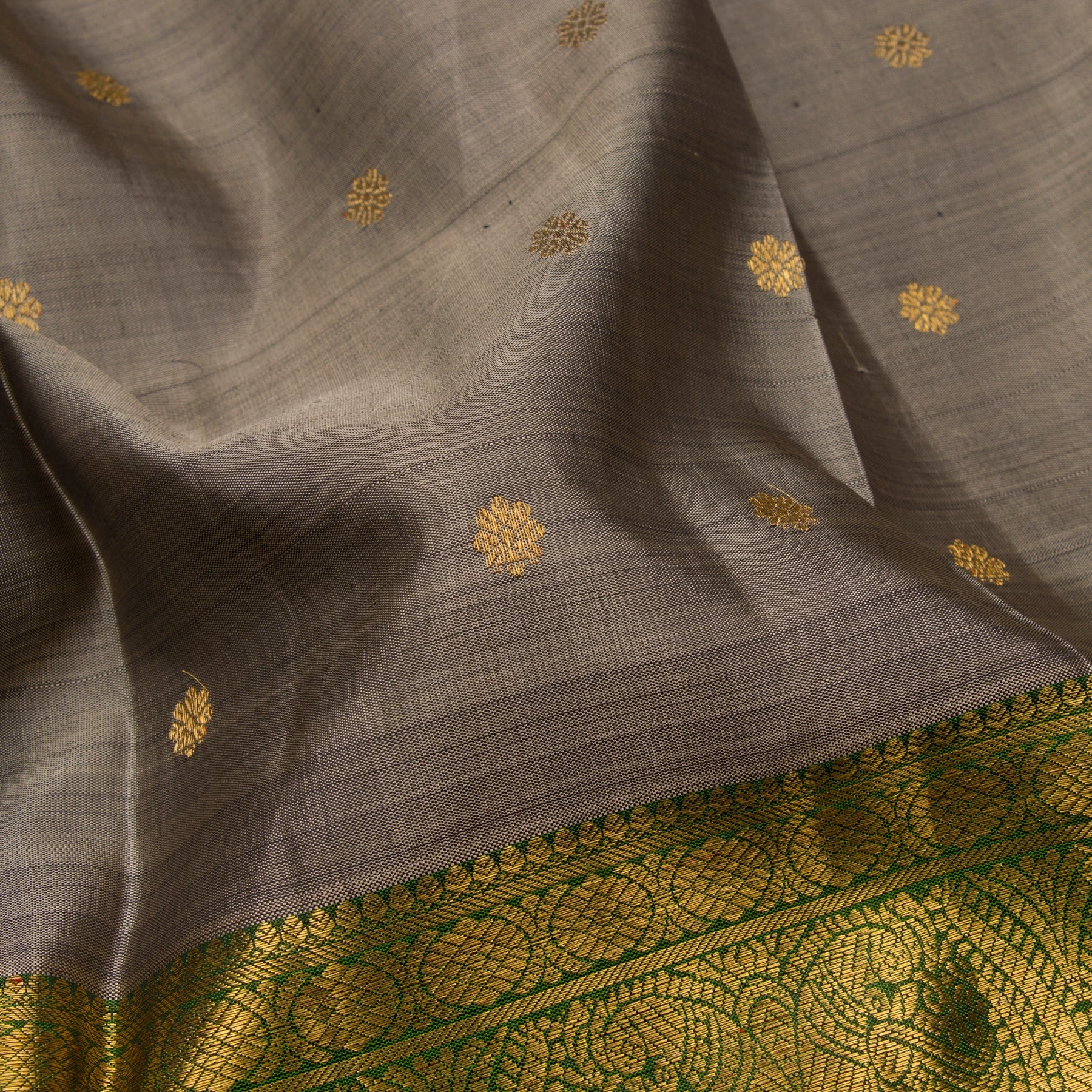 Kanakavalli Kanjivaram Silk Sari 22-110-HS001-12568 - Fabric View