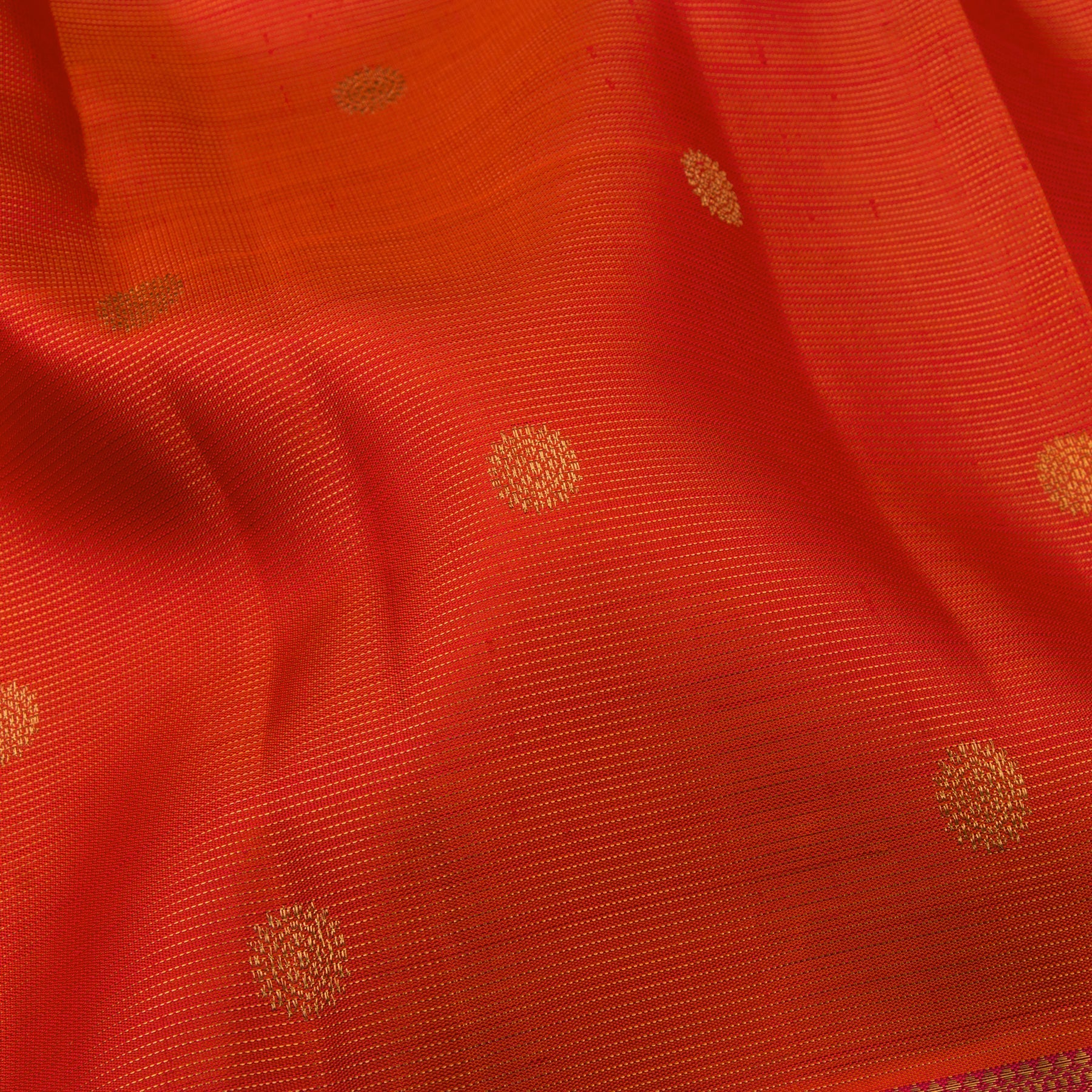 Kanakavalli Kanjivaram Silk Sari 22-110-HS001-13949 - Fabric View