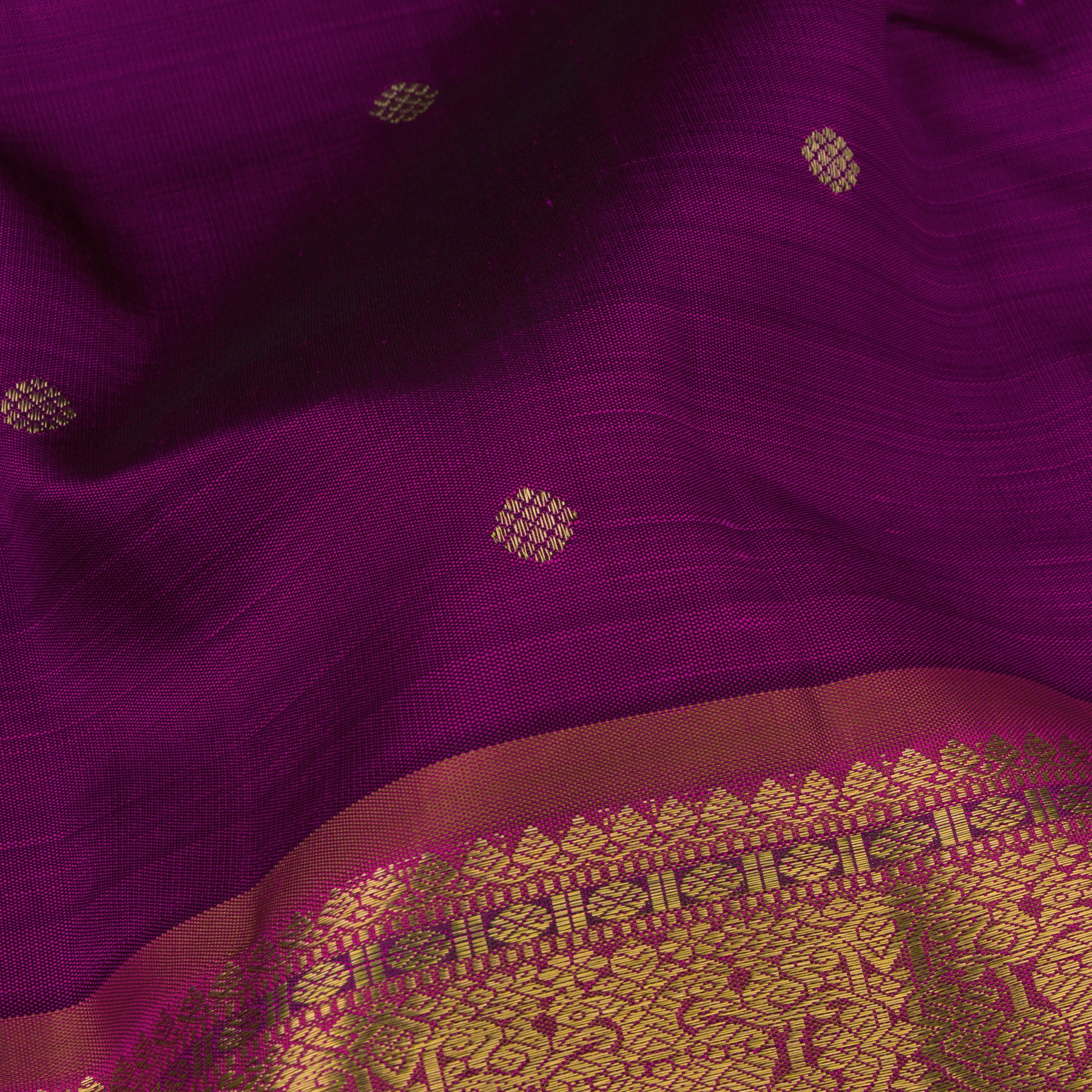 Kanakavalli Kanjivaram Silk Sari 22-110-HS001-14703 - Fabric View