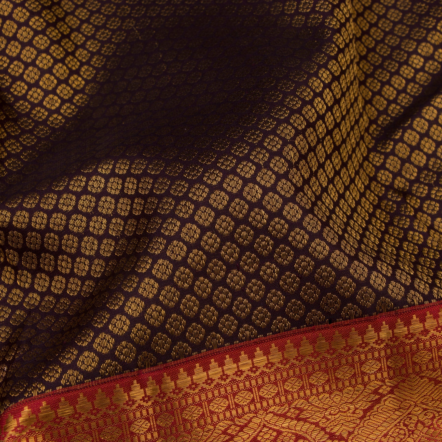 Kanakavalli Kanjivaram Silk Sari 22-110-HS001-14737 - Fabric View