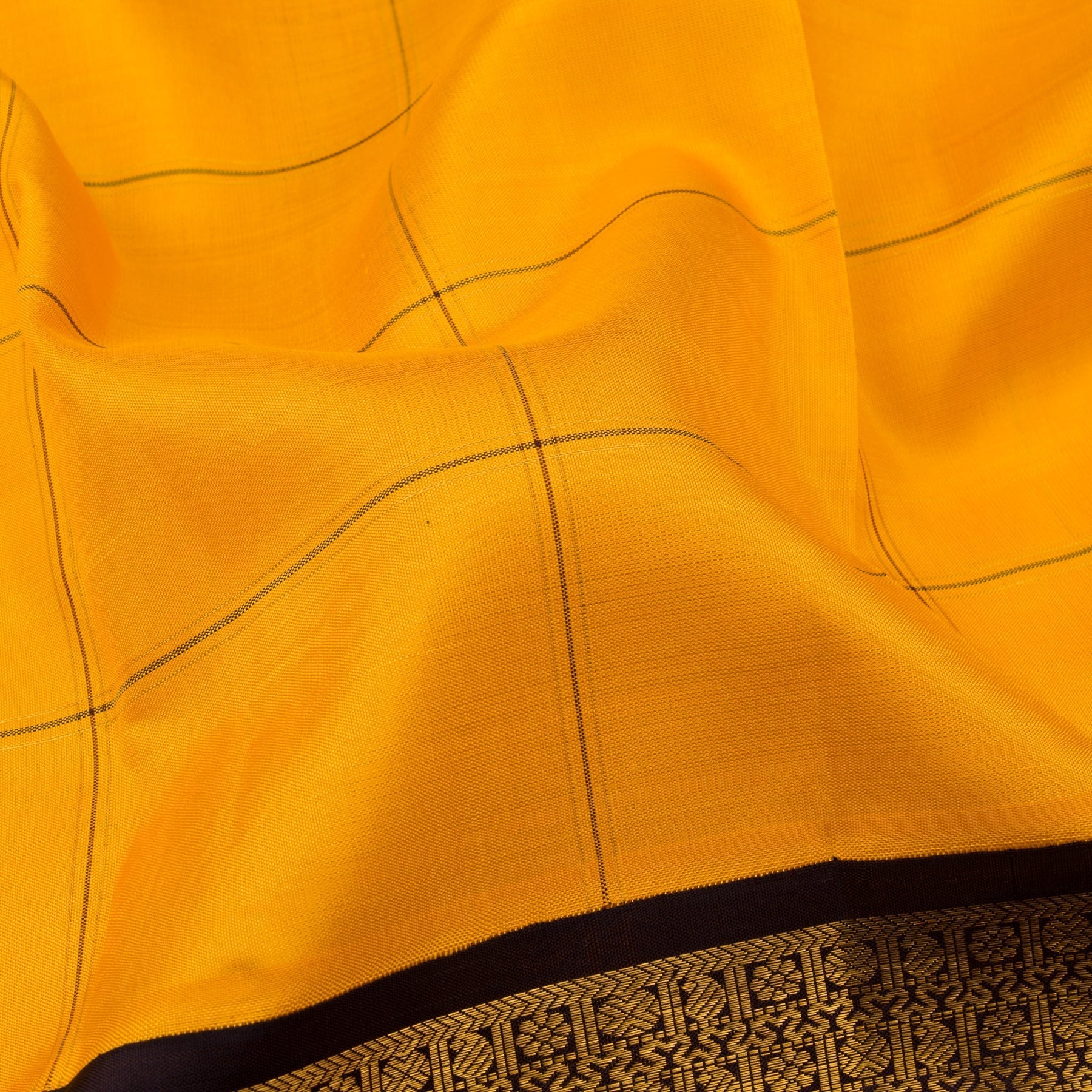 Kanakavalli Kanjivaram Silk Sari 22-520-HS001-11897 - Fabric View