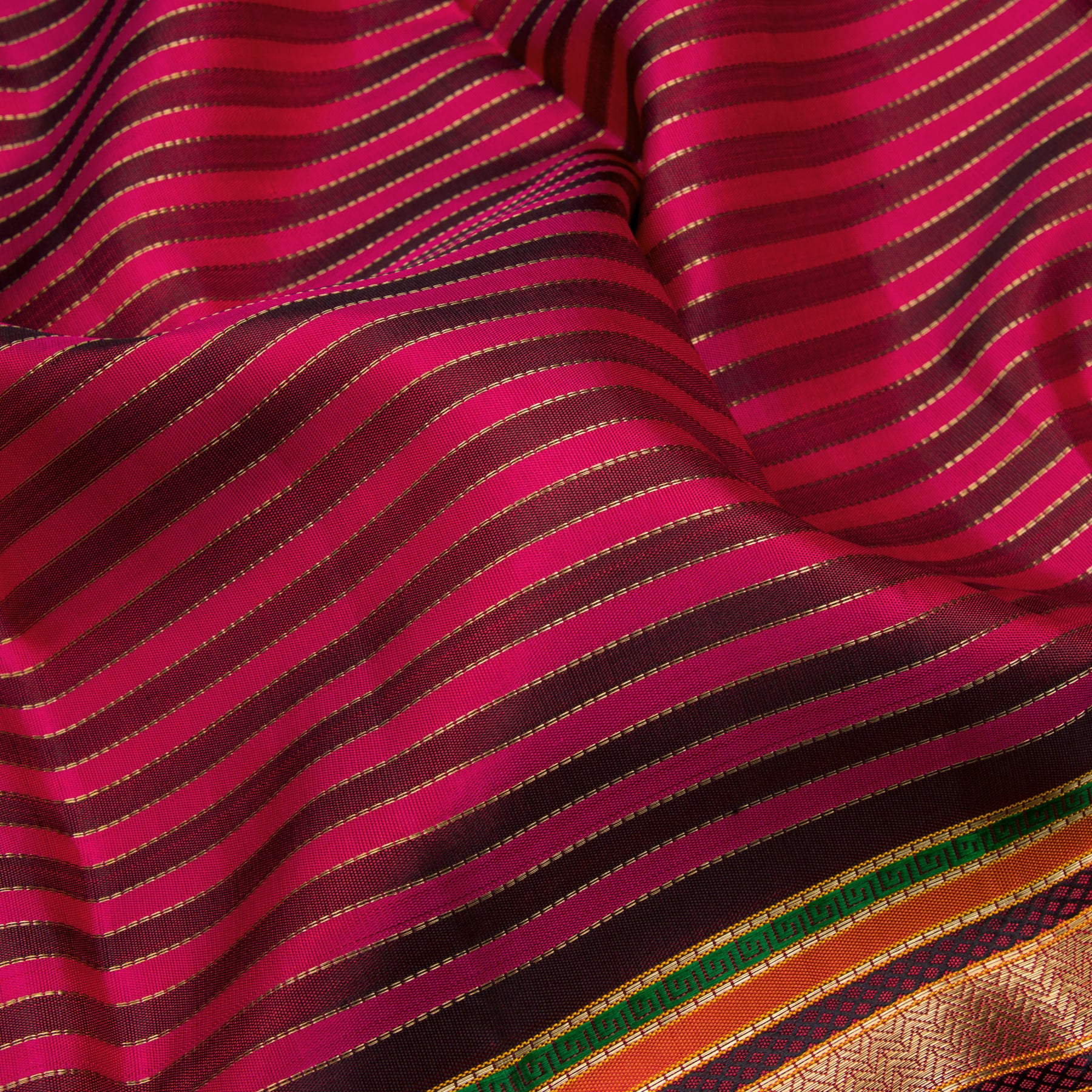 Kanakavalli Kanjivaram Silk Sari 22-595-HS001-05048 - Fabric View