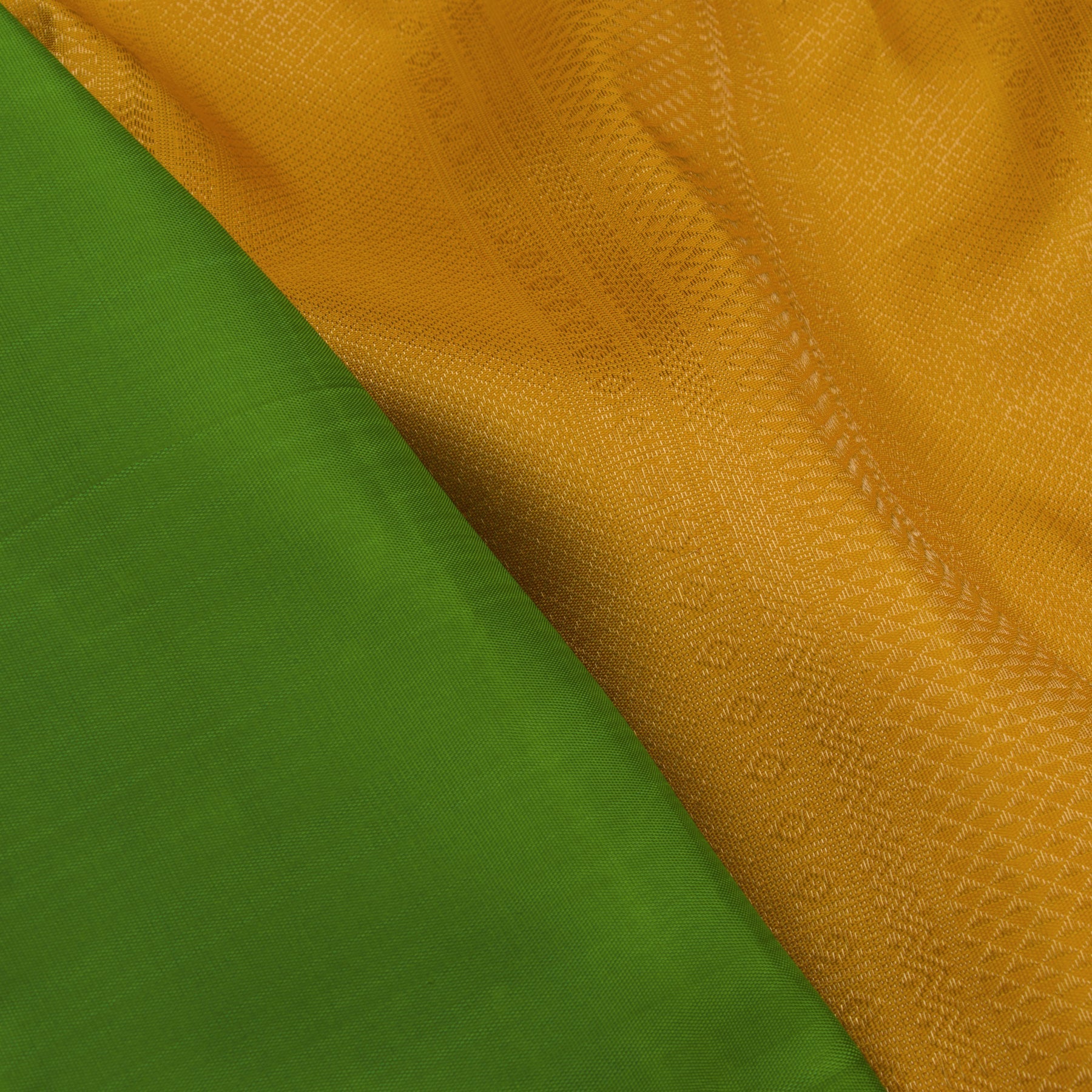 Kanakavalli Kanjivaram Silk Sari 22-595-HS001-05055 - Fabric View