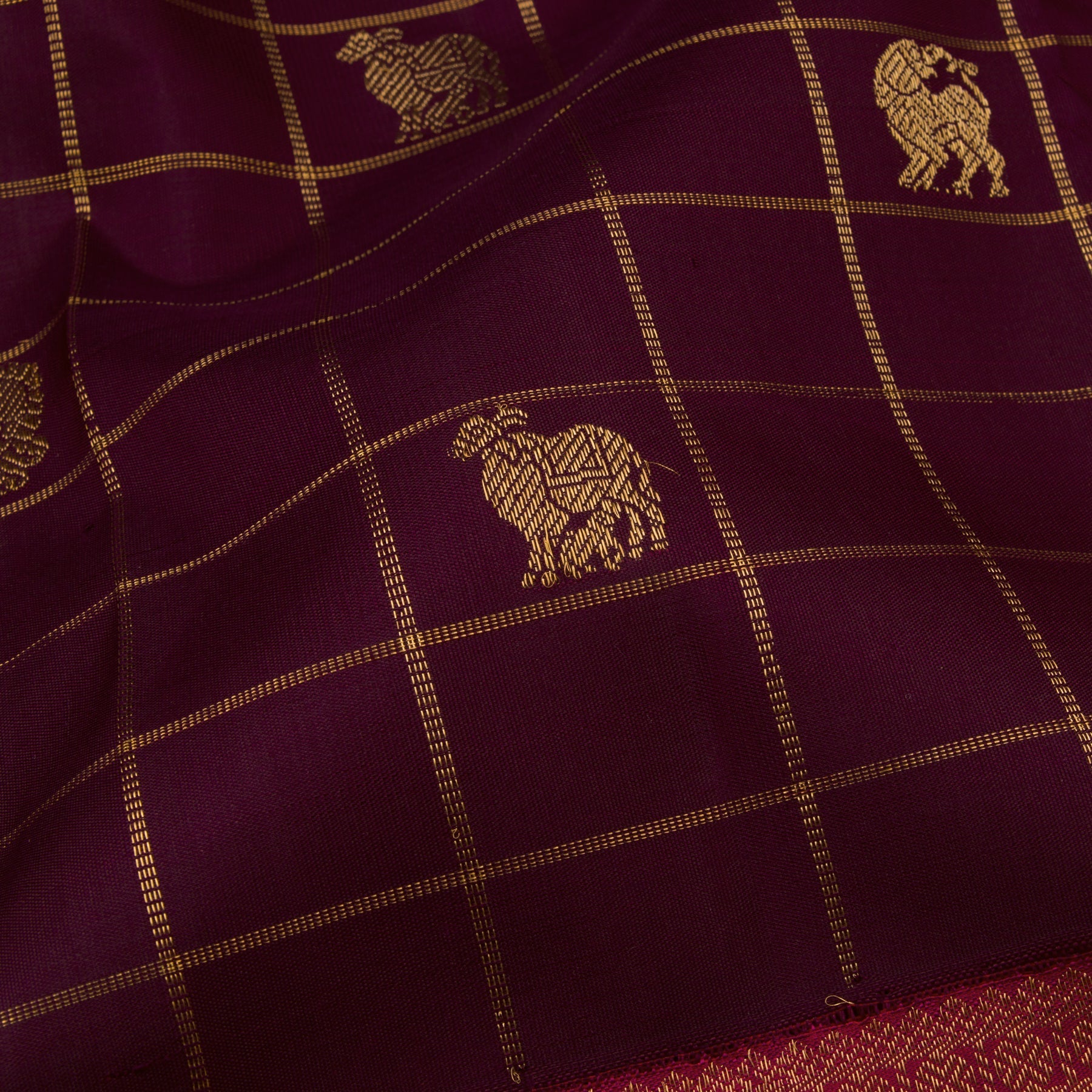 Kanakavalli Kanjivaram Silk Sari 22-595-HS001-10235 - Fabric View