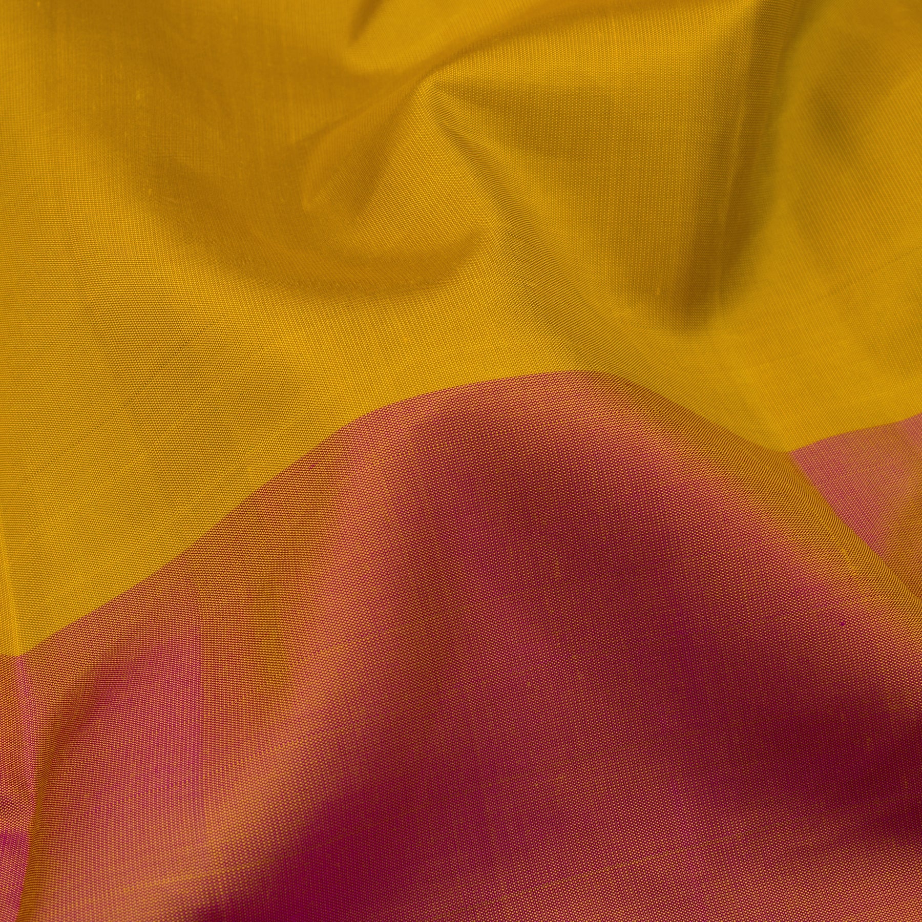 Kanakavalli Kanjivaram Silk Sari 22-598-HS001-05656 - Fabric View