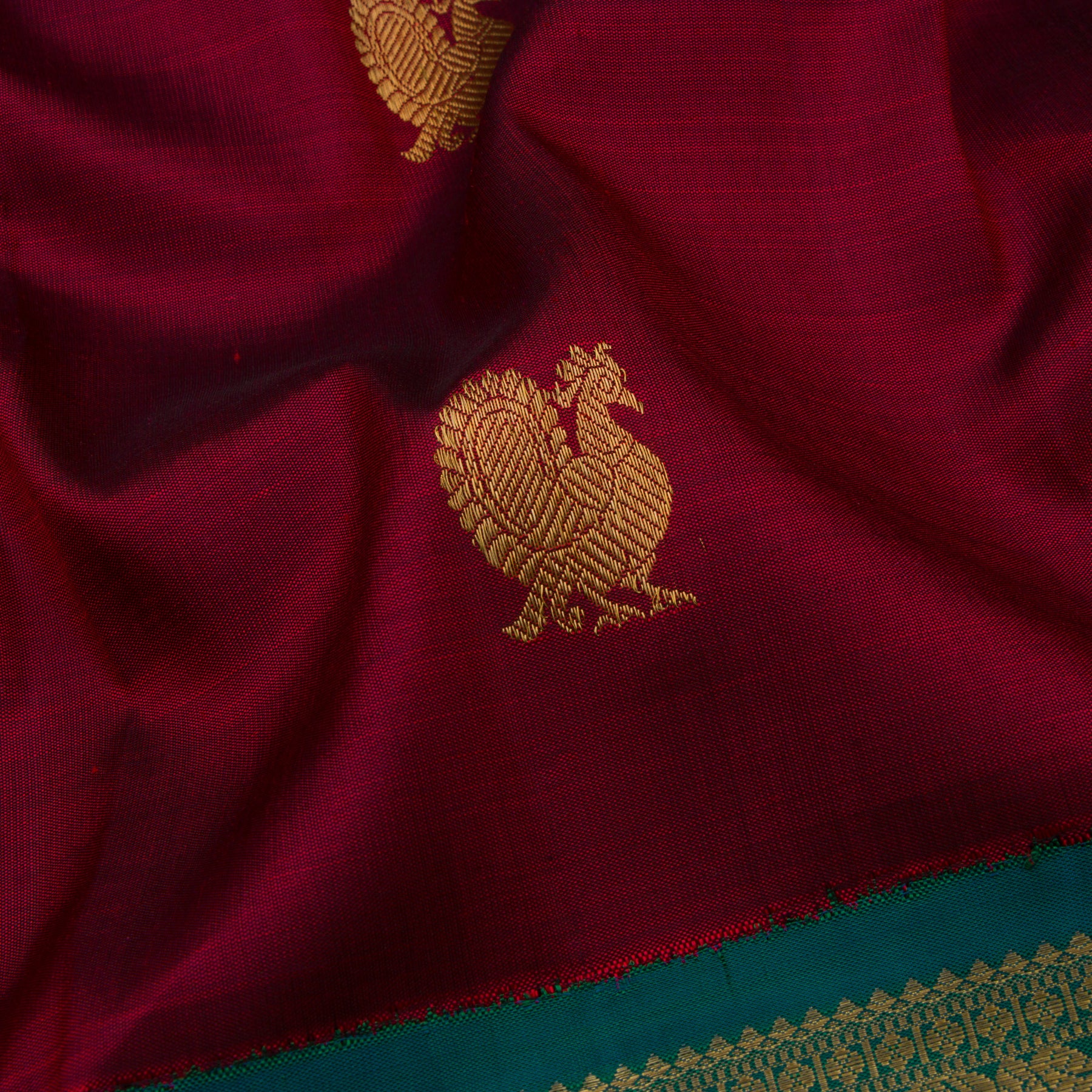 Kanakavalli Kanjivaram Silk Sari 22-599-HS001-05247 - Fabric View