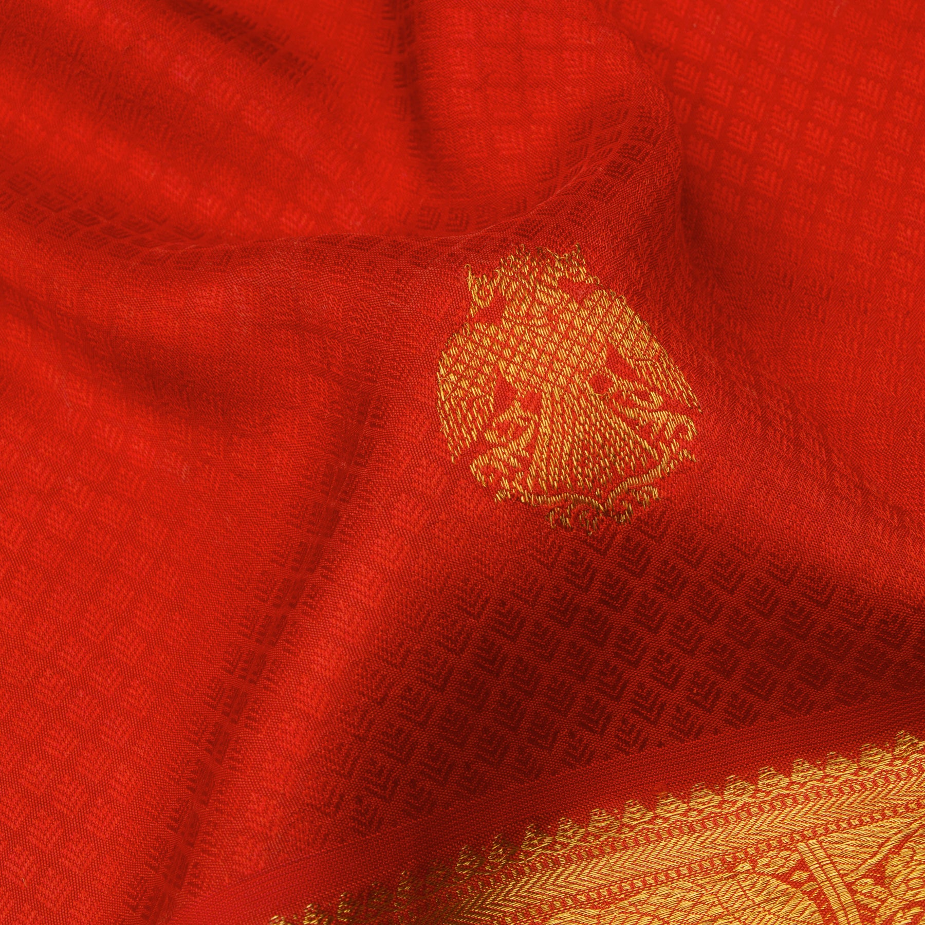 Kanakavalli Kanjivaram Silk Sari 22-599-HS001-06454 - Fabric View