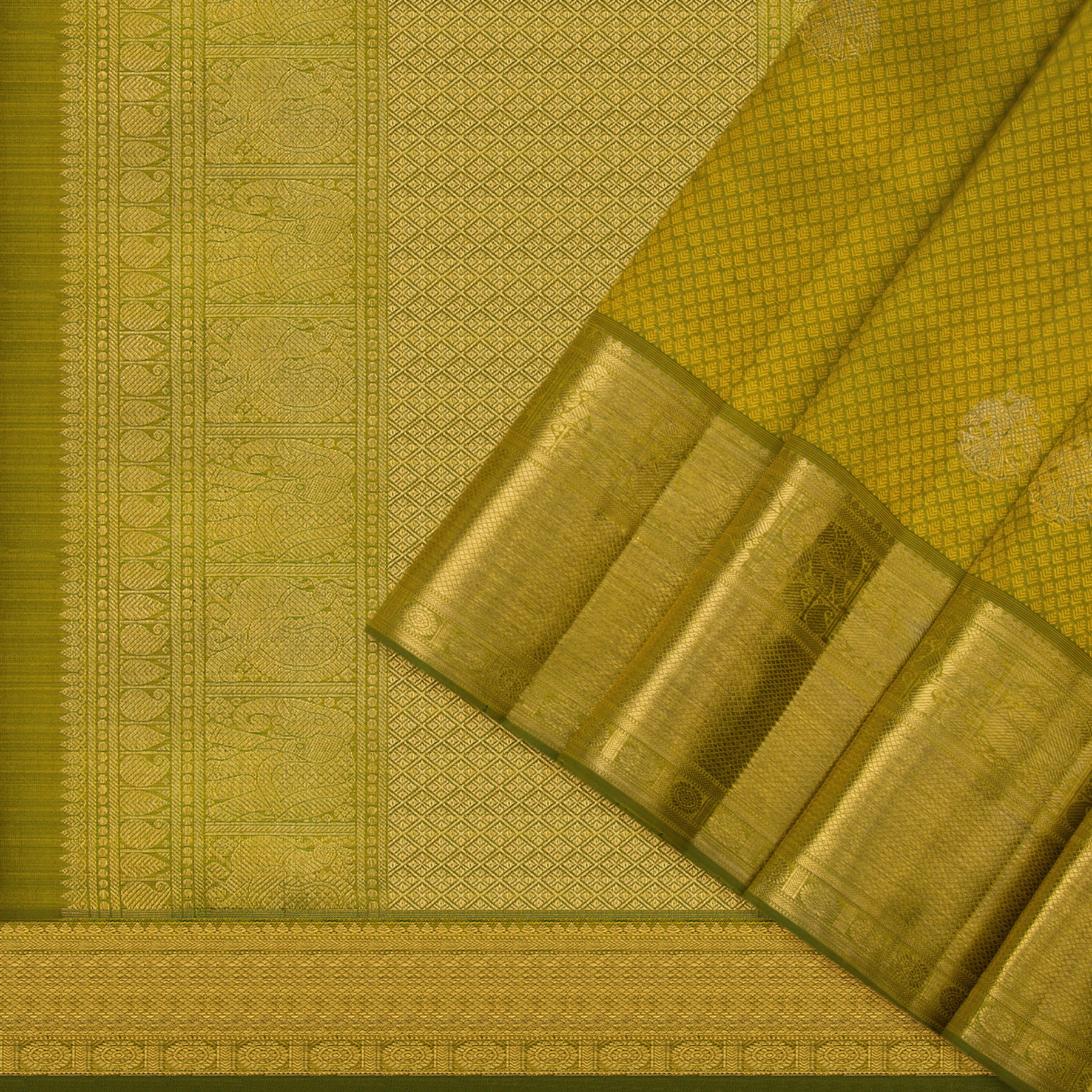 Kanakavalli Kanjivaram Silk Sari 22-599-HS001-07182 - Cover View