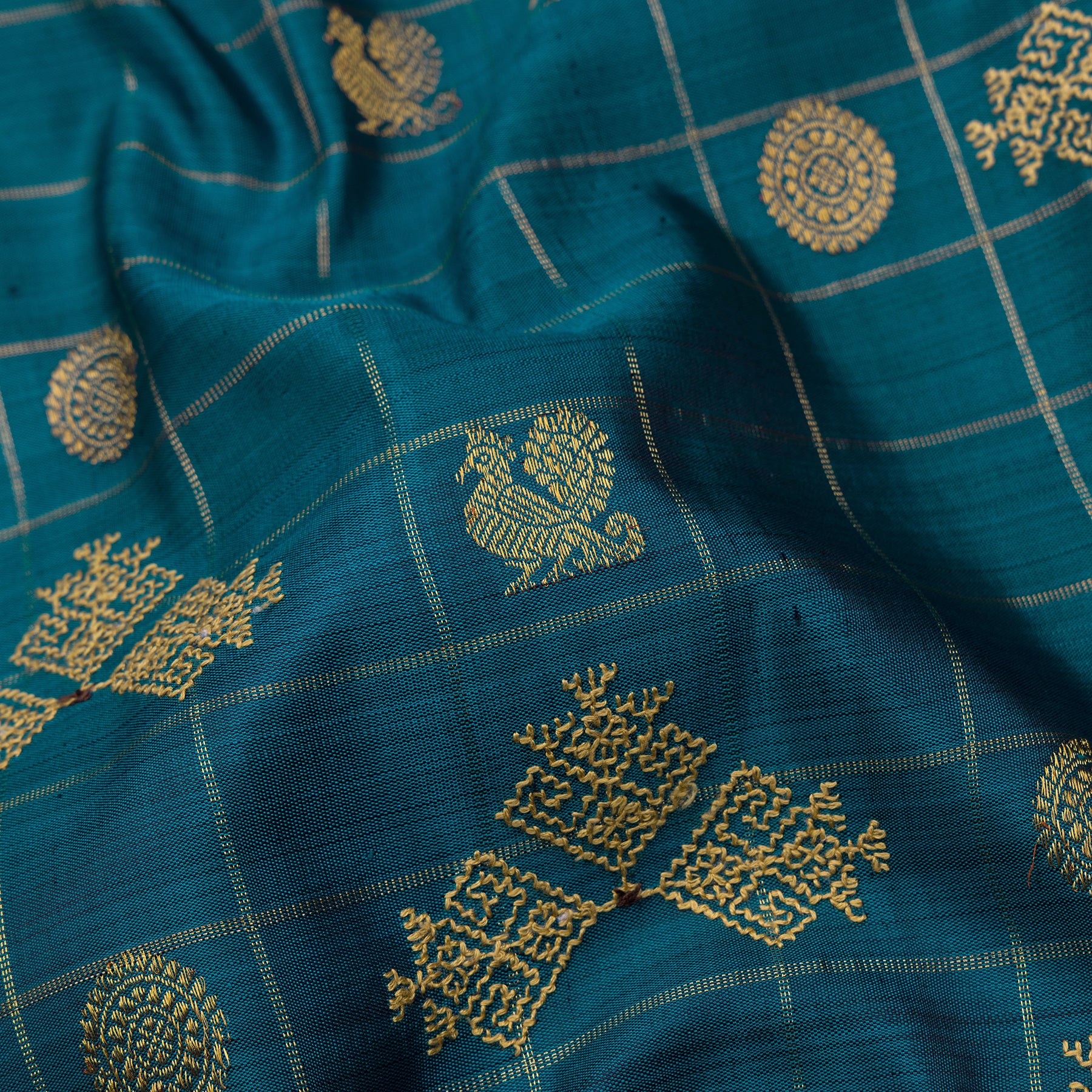 Kanakavalli X Kasuti Kanjivaram Silk Sari 22-599-HS001-08299 - Fabric View