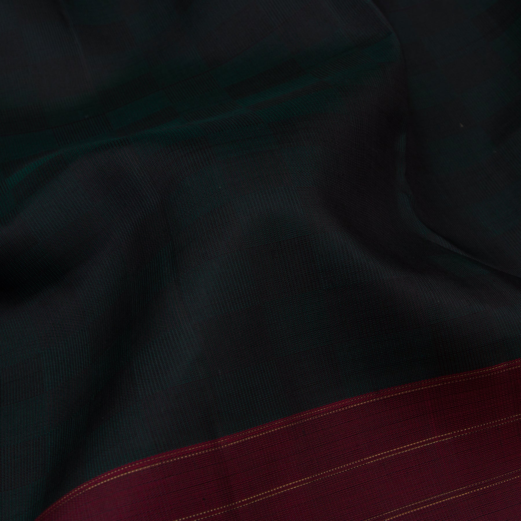 Kanakavalli Kanjivaram Silk Sari 22-599-HS001-09307 - Fabric View
