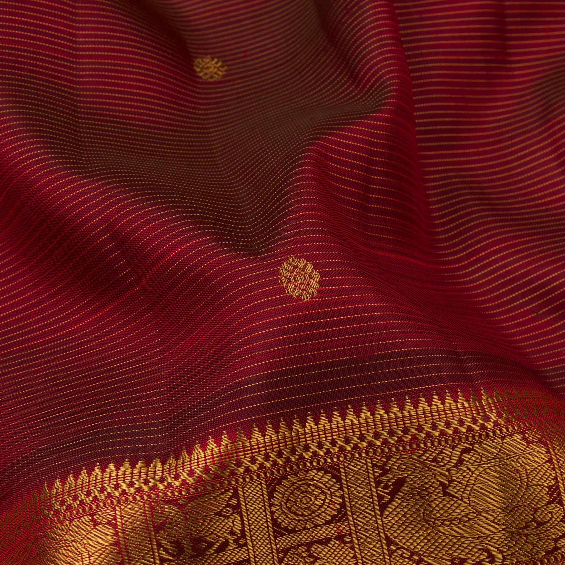 Kanakavalli Kanjivaram Silk Sari 22-599-HS001-09320 - Fabric View