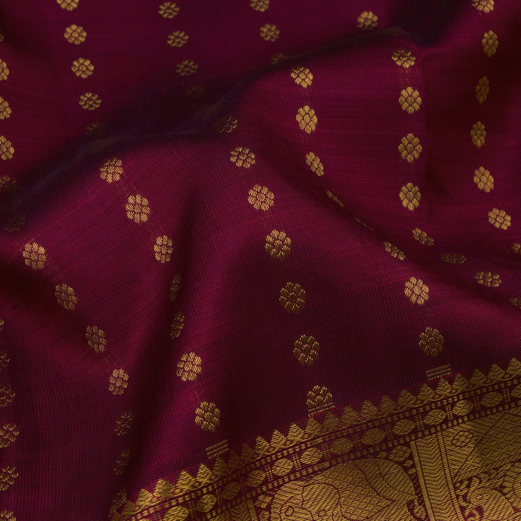 Kanakavalli Kanjivaram Silk Sari 22-599-HS001-09333 - Fabric View