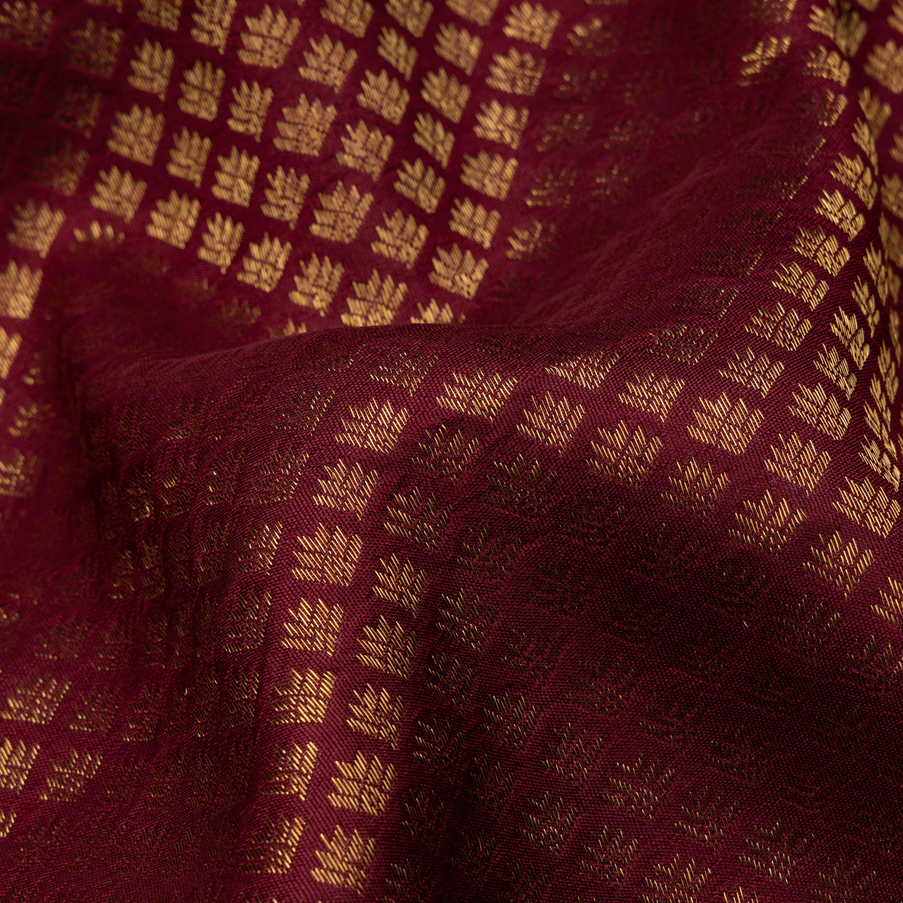 Kanakavalli Kanjivaram Silk Sari 22-599-HS001-14549 - Fabric View