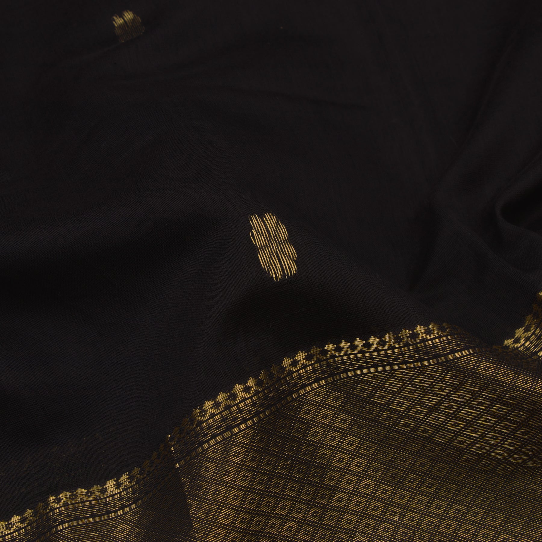 Kanakavalli Silk/Cotton Sari 22-610-HS005-13733 - Fabric View