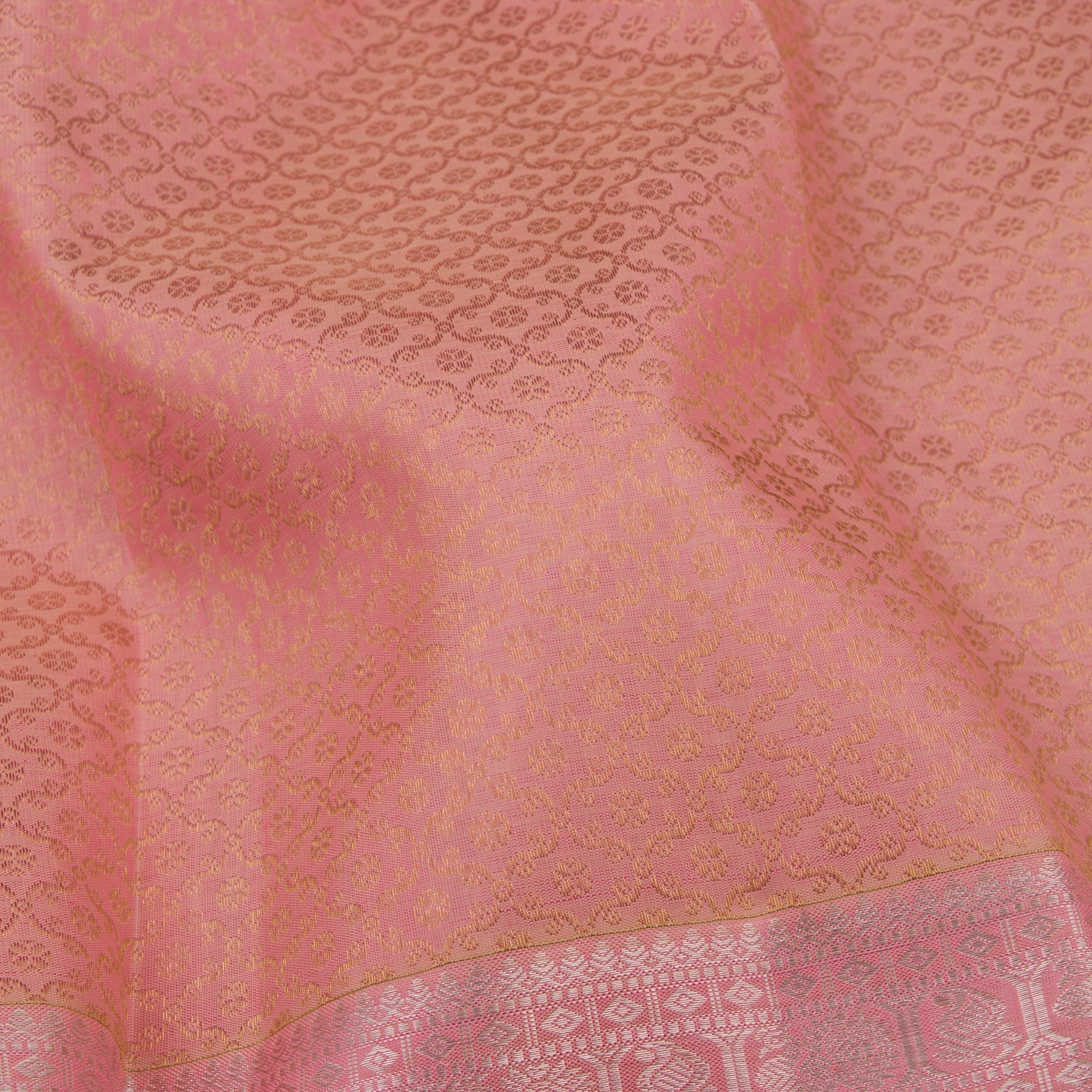 Kanakavalli Kanjivaram Silk Sari 22-612-HS001-07438 - Fabric View