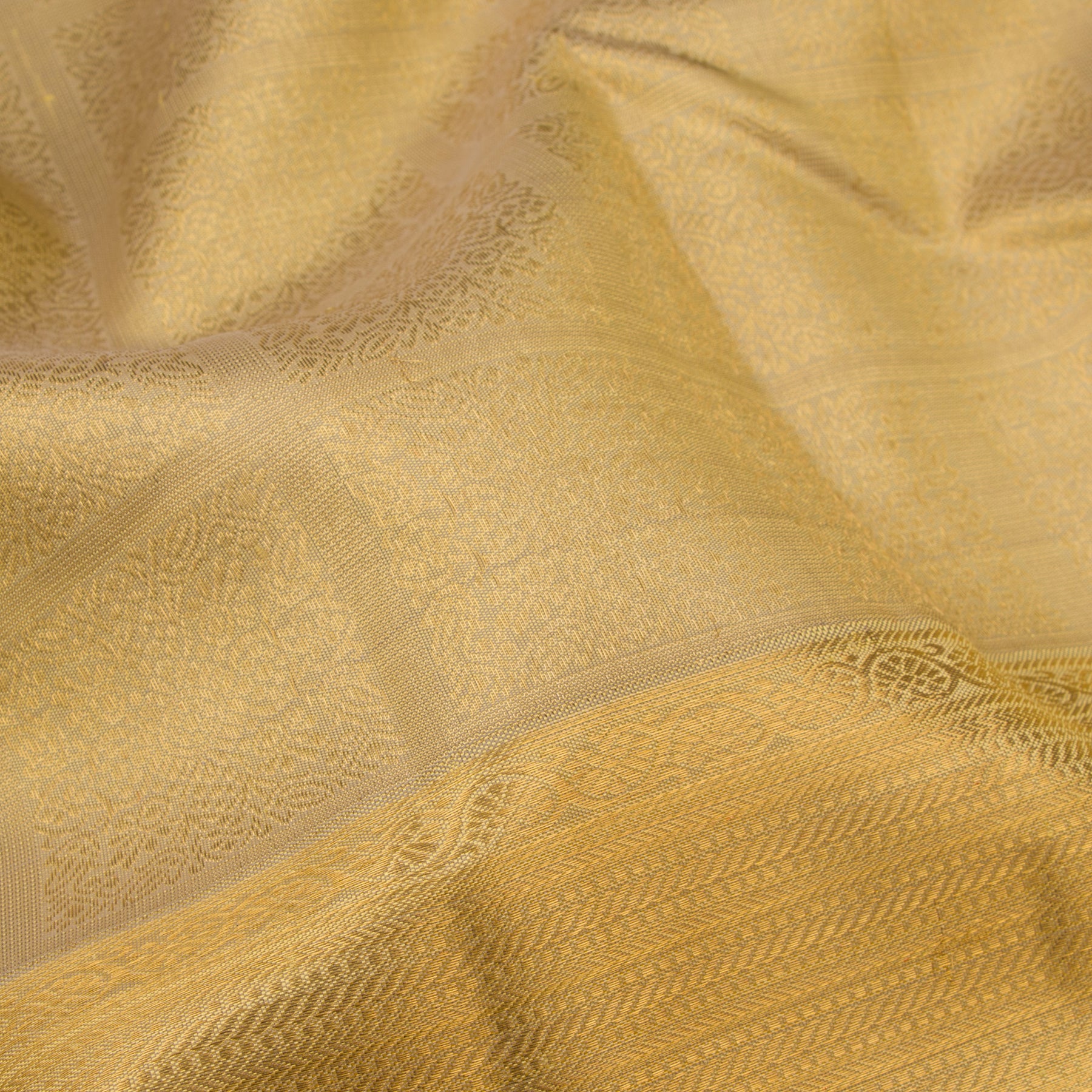 Kanakavalli Kanjivaram Silk Sari 22-612-HS001-10137 - Fabric View