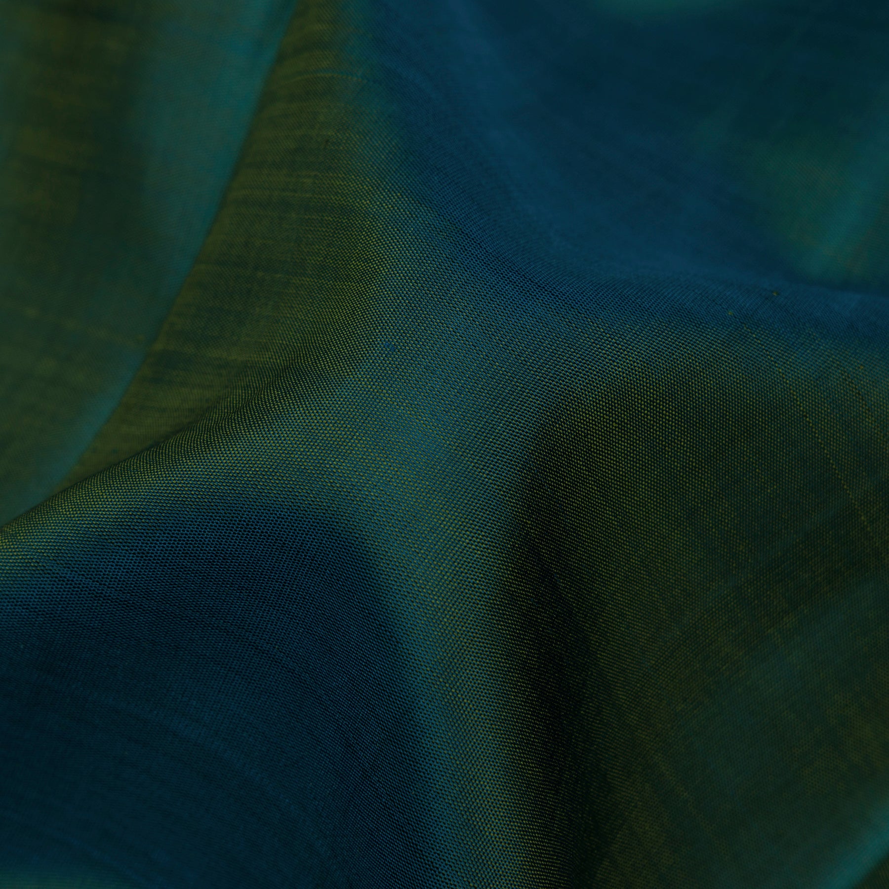 Kanakavalli Kanjivaram Silk Sari 23-040-HS001-04582 -  Fabric View