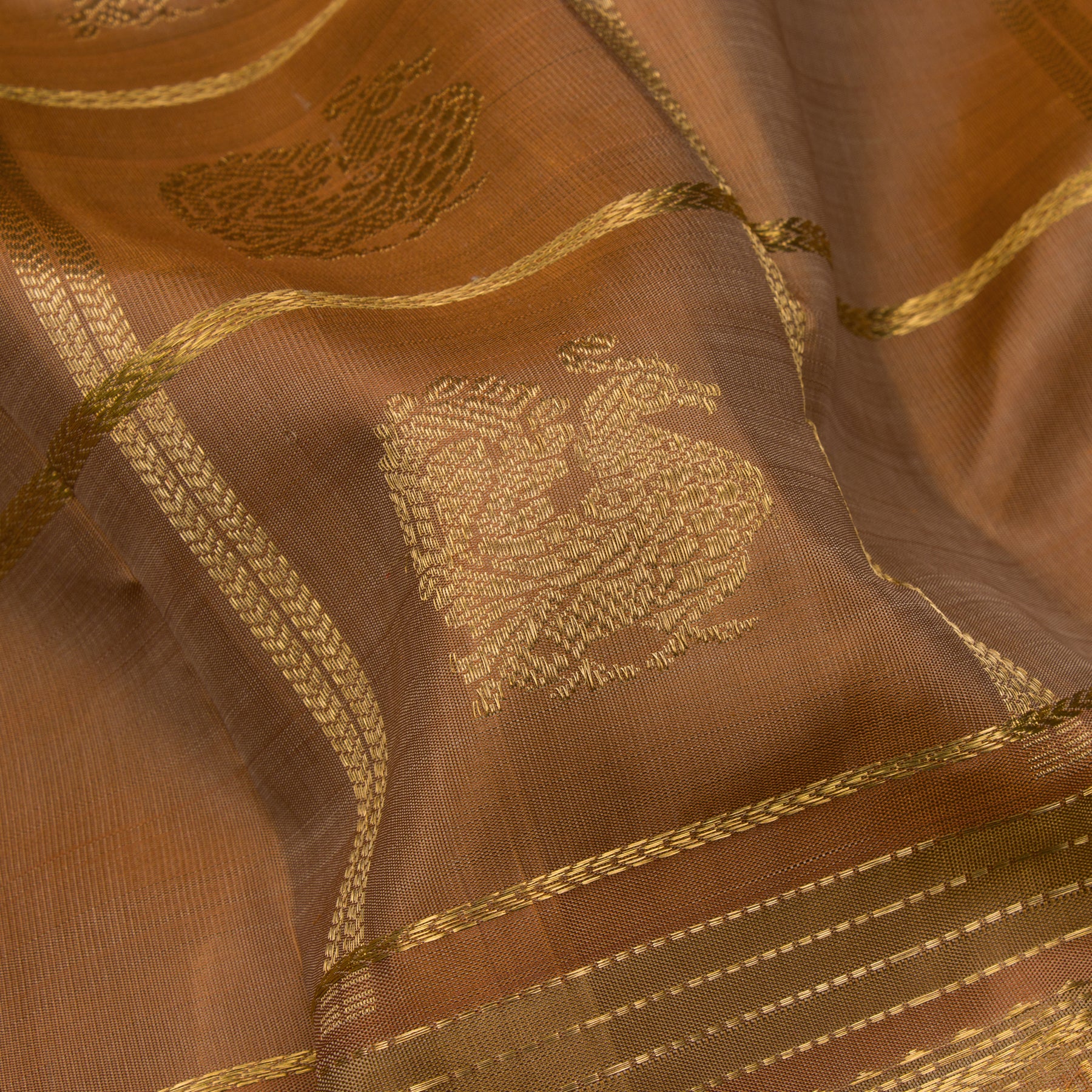 Kanakavalli Kanjivaram Silk Sari 23-040-HS001-04596 - Fabric View