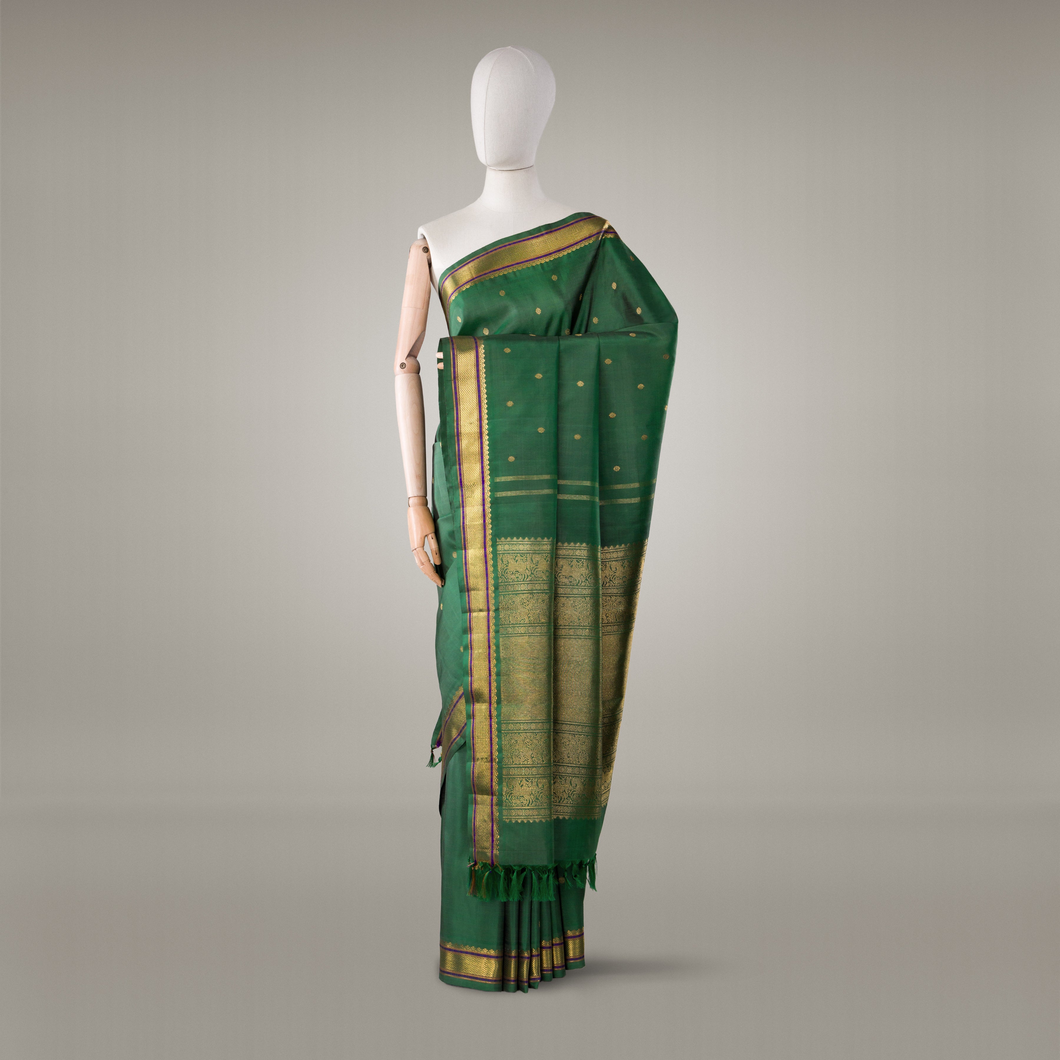 Kanakavalli Kanjivaram Silk Sari 23-040-HS001-11546 - Drape View