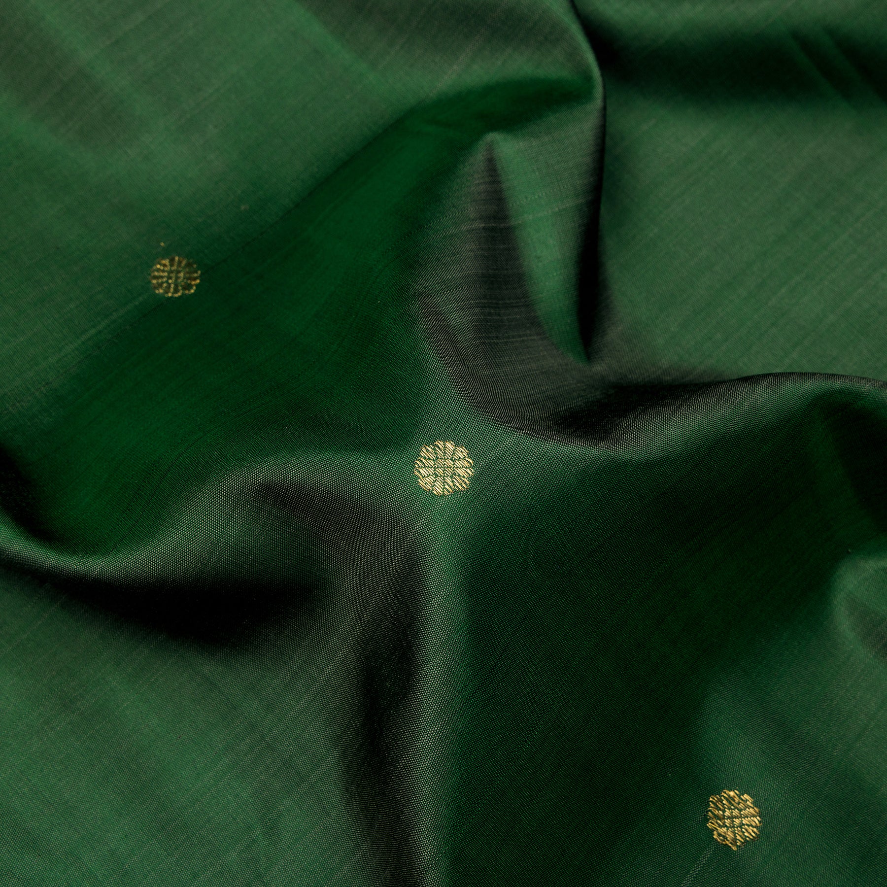 Kanakavalli Kanjivaram Silk Sari 23-040-HS001-11546 - Fabric View