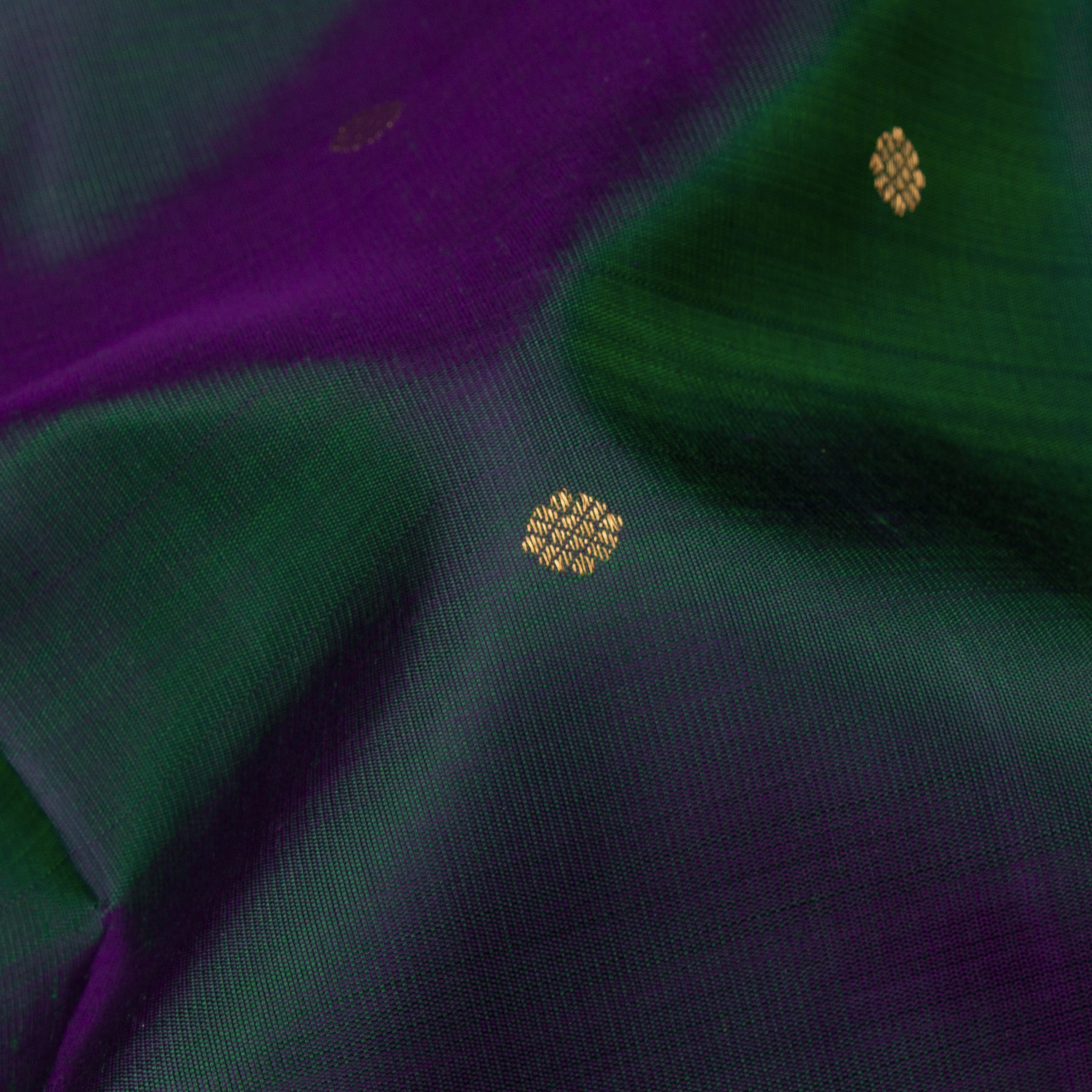 Kanakavalli Kanjivaram Silk Sari 23-040-HS001-12848 - Fabric View