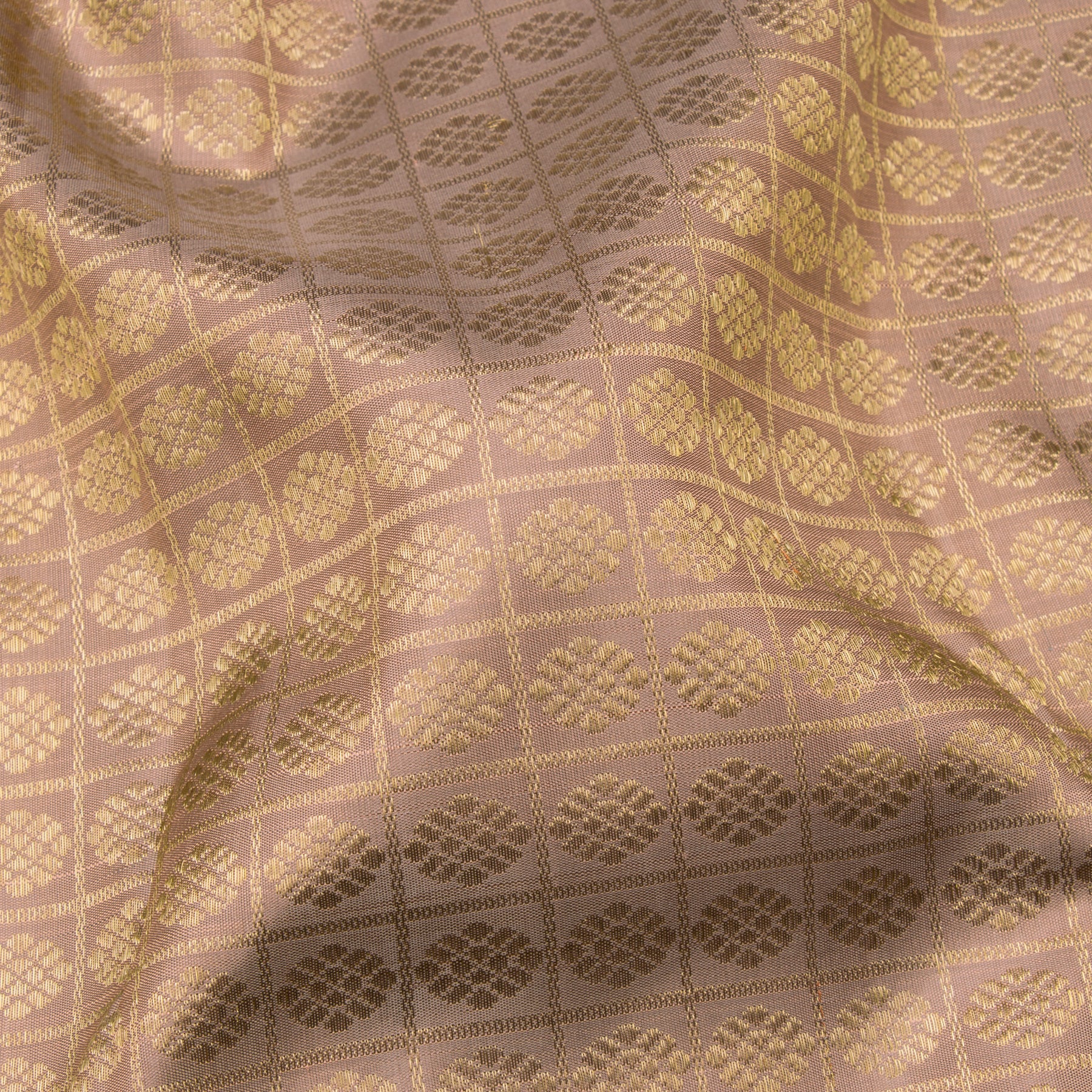 Kanakavalli Kanjivaram Silk Sari 23-041-HS001-04572 - Fabric View