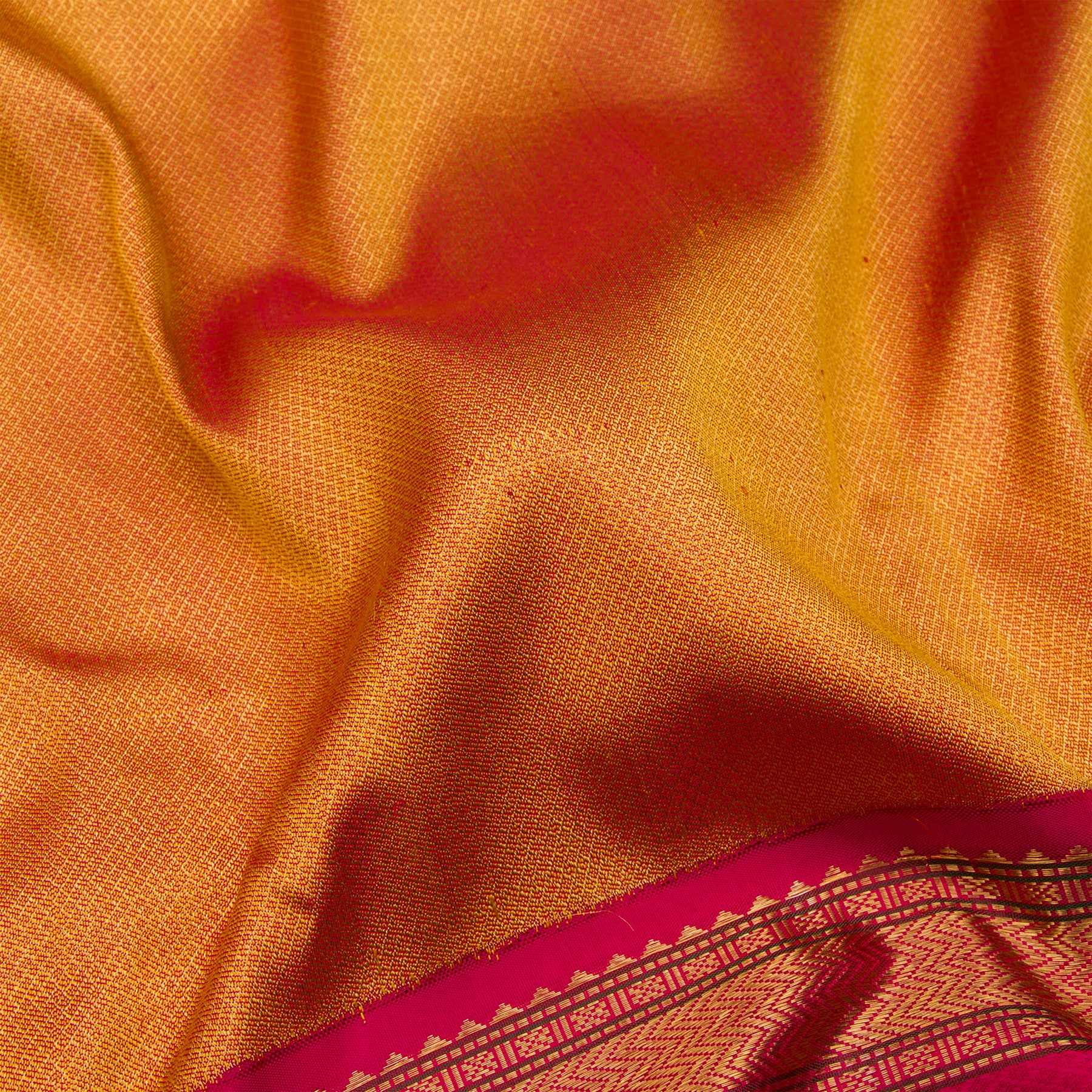 Kanakavalli Kanjivaram Silk Sari 23-041-HS001-09239 - Fabric View