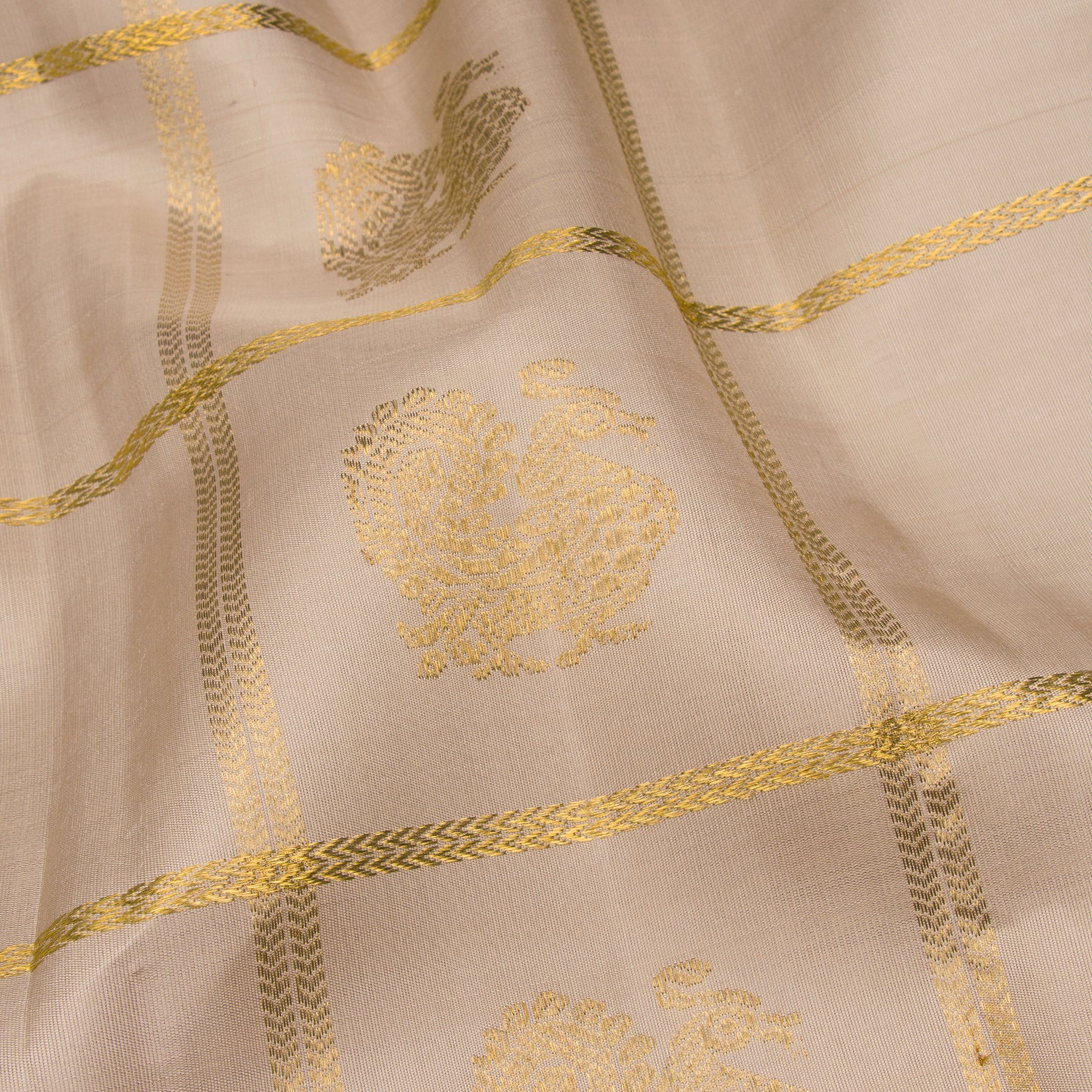 Kanakavalli Kanjivaram Silk Sari 23-041-HS001-09252 - Fabric View