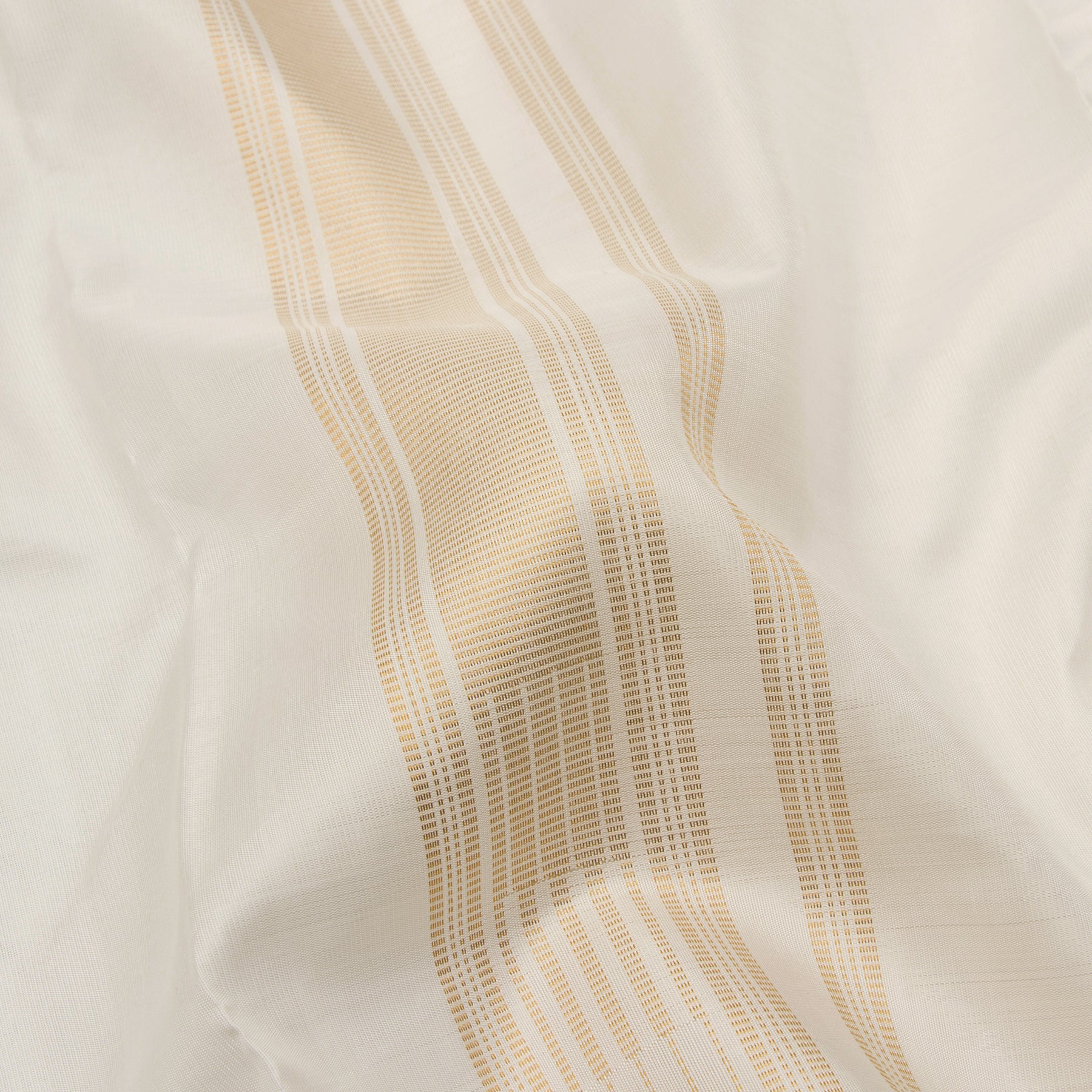 Kanakavalli Kanjivaram Silk Angavastram CO-ORD 23-110-AF001-11786 - Detail Fabric View
