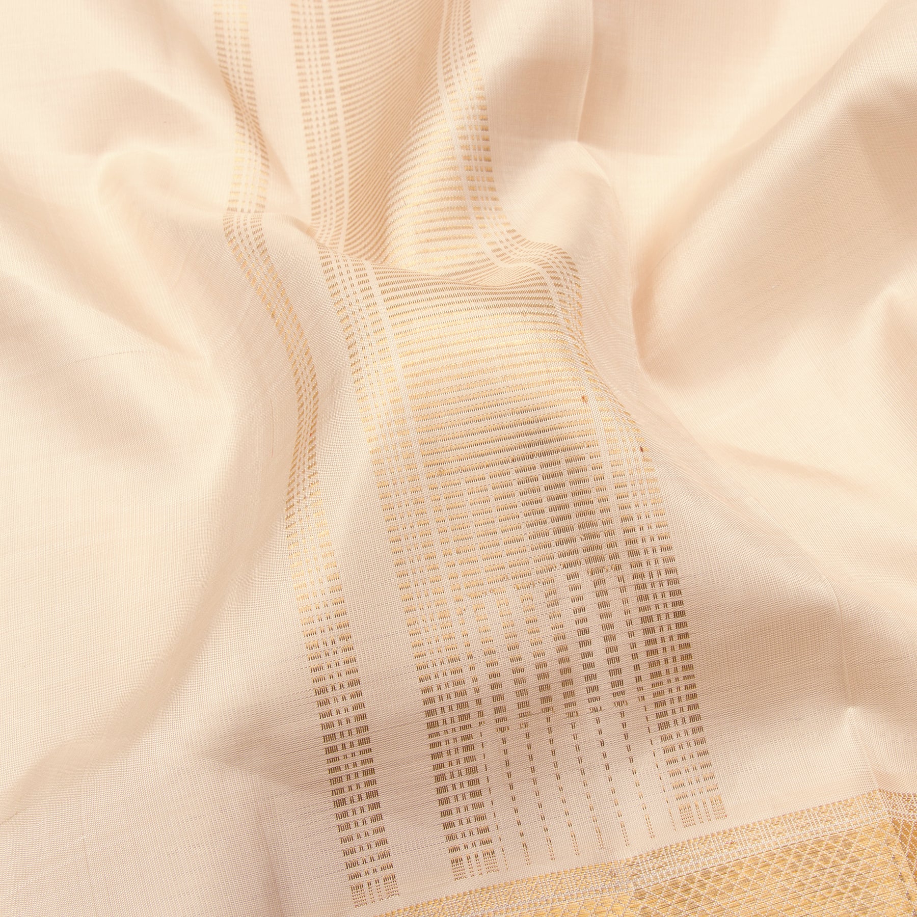 Kanakavalli Kanjivaram Silk Angavastram CO-ORD 23-110-AF001-13311 - Detail Fabric View