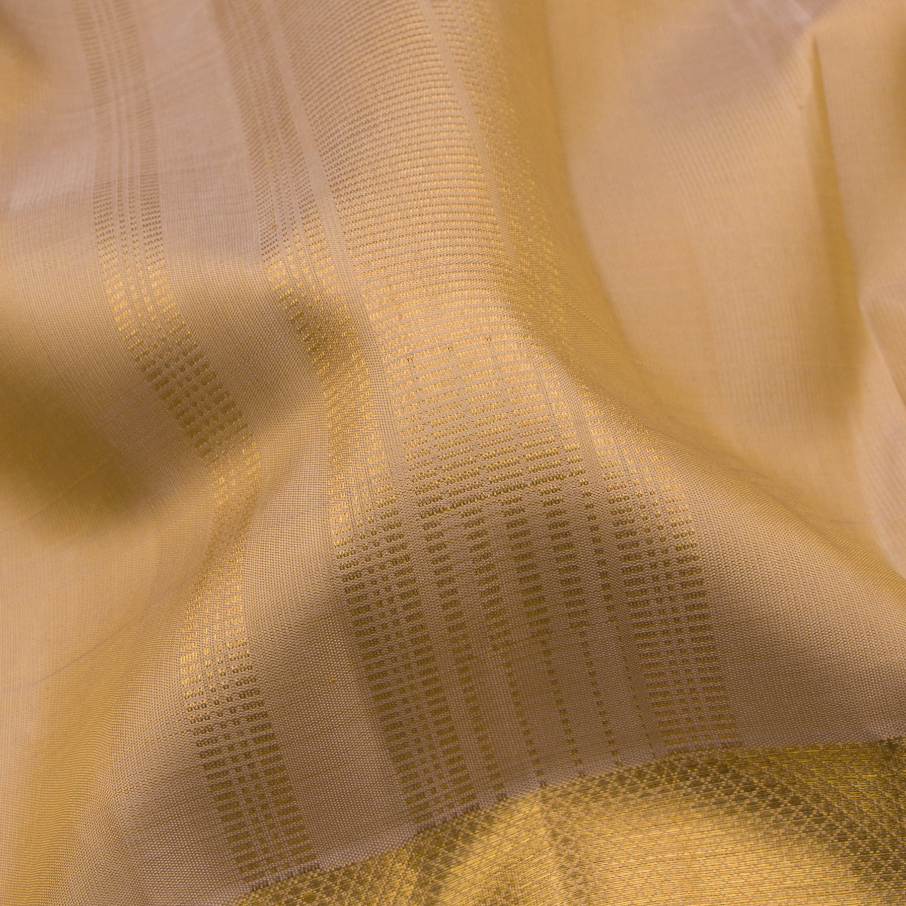 Kanakavalli Kanjivaram Silk Angavastram Set 23-110-HA001-03084 - Detail Fabric View 