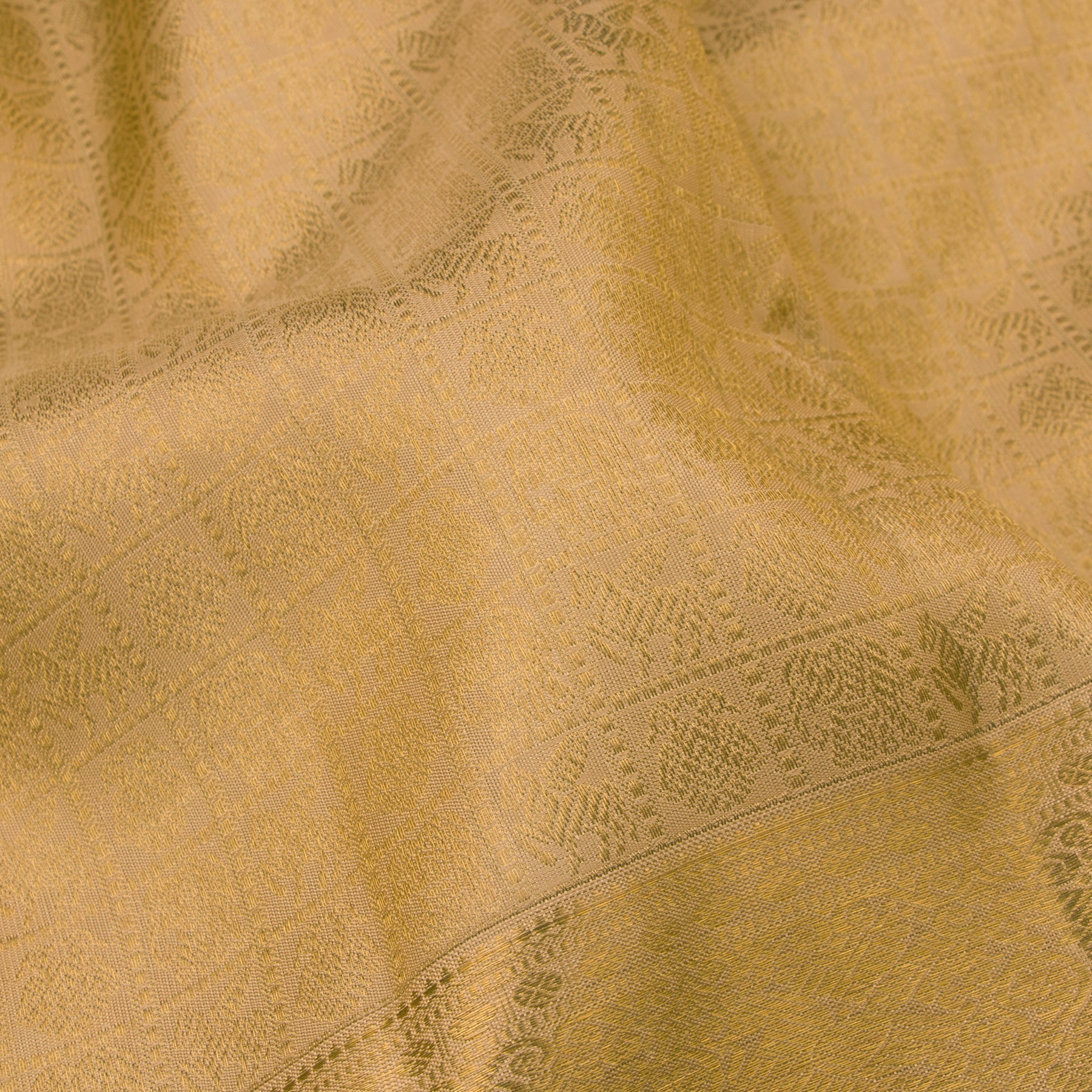 Kanakavalli Kanjivaram Silk Sari 23-110-HS001-00966 - Fabric View