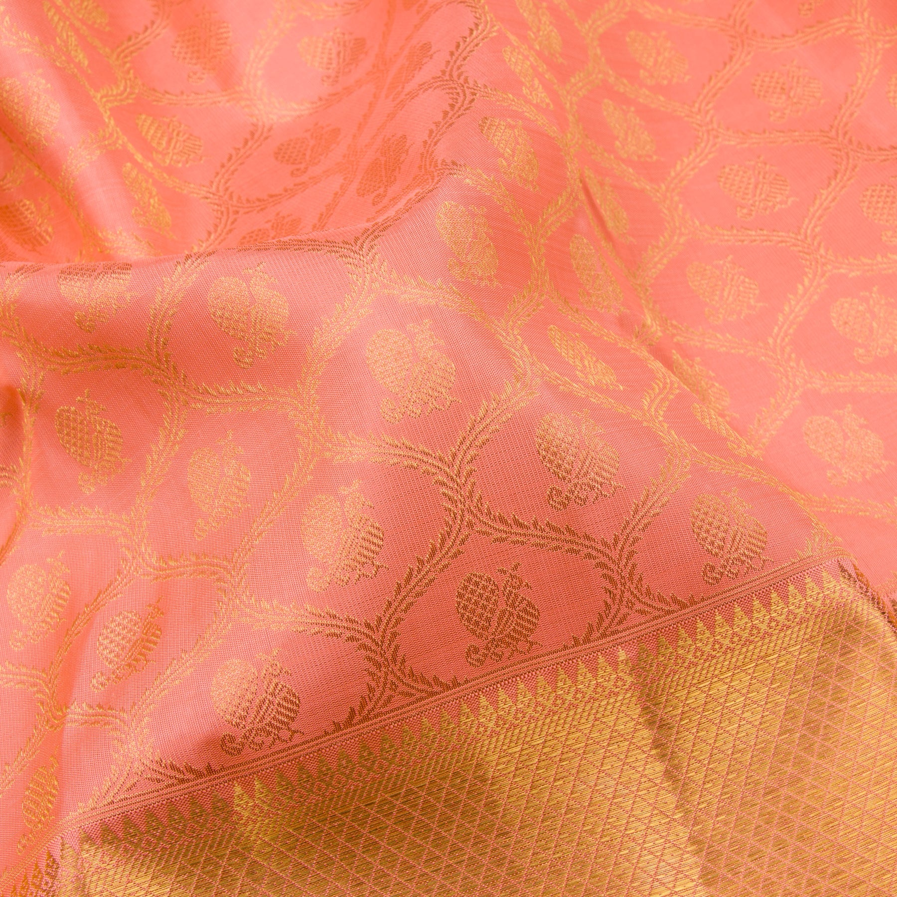 Kanakavalli Kanjivaram Silk Sari 23-110-HS001-00970 - Fabric View