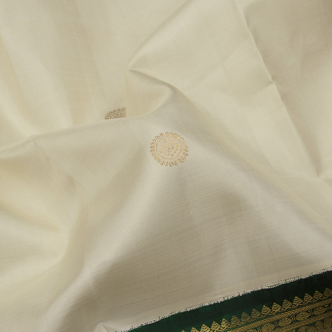 Kanakavalli Kanjivaram Silk Sari 23-110-HS001-01009 - Fabric View