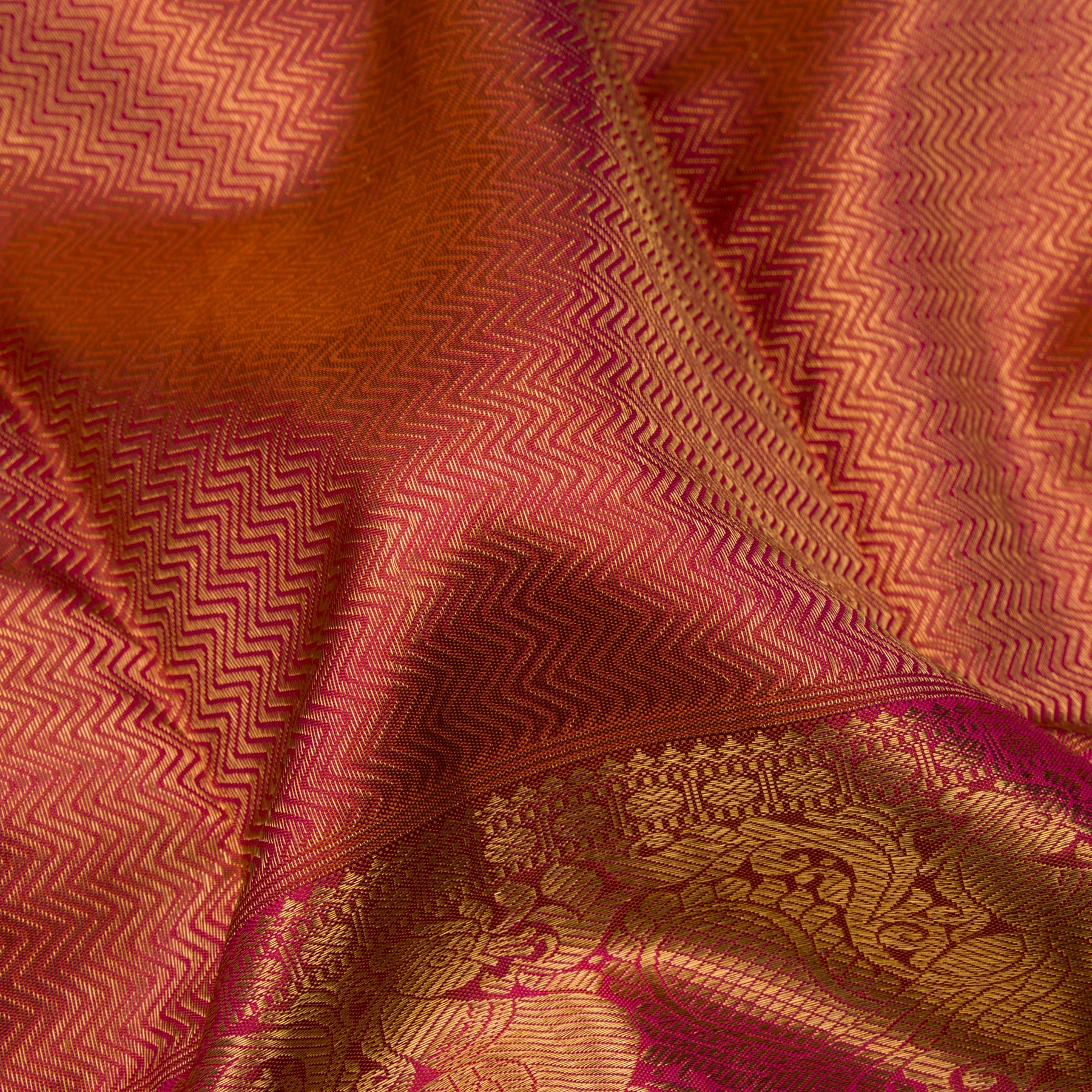 Kanakavalli Kanjivaram Silk Sari 23-110-HS001-02118 - Fabric View