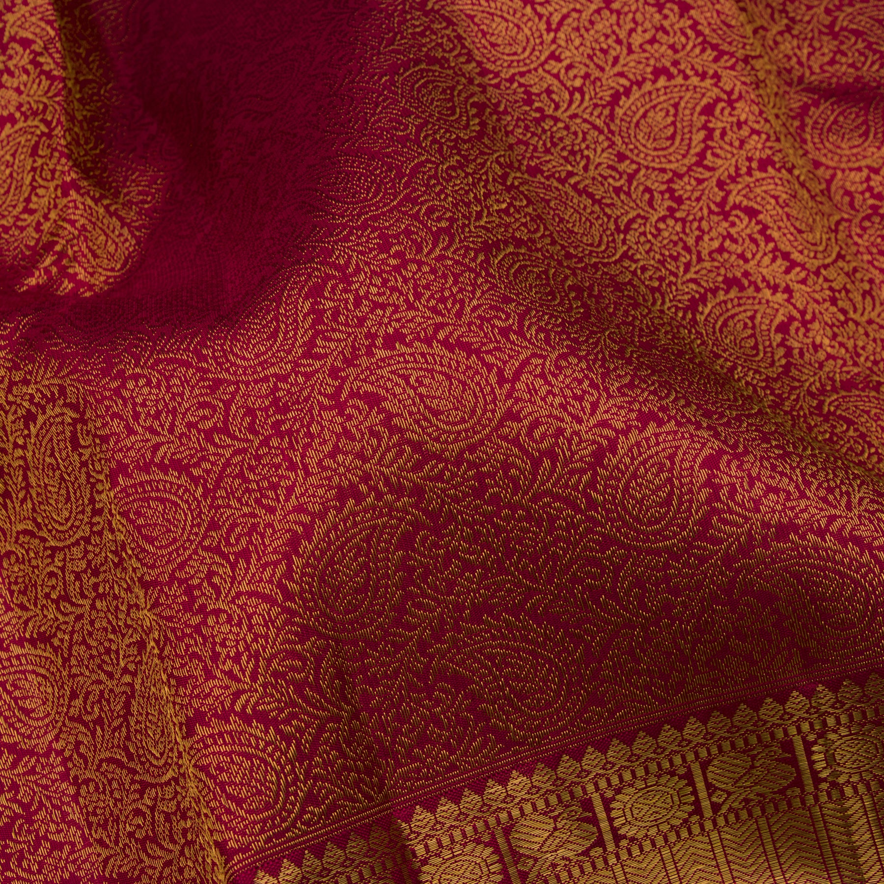 Kanakavalli Kanjivaram Silk Sari 23-110-HS001-02406 - Fabric View