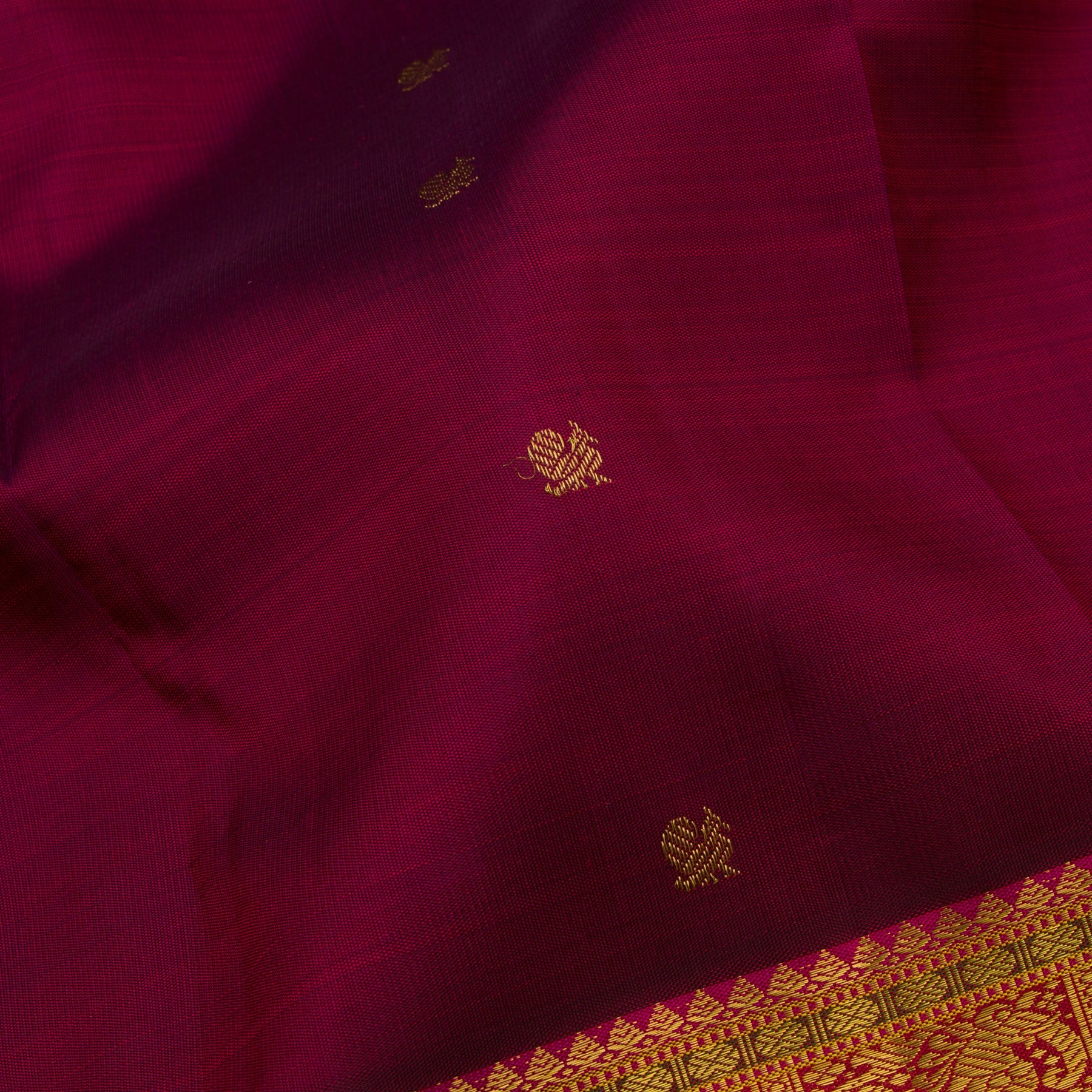 Kanakavalli Kanjivaram Silk Sari 23-110-HS001-02975 - Fabric View