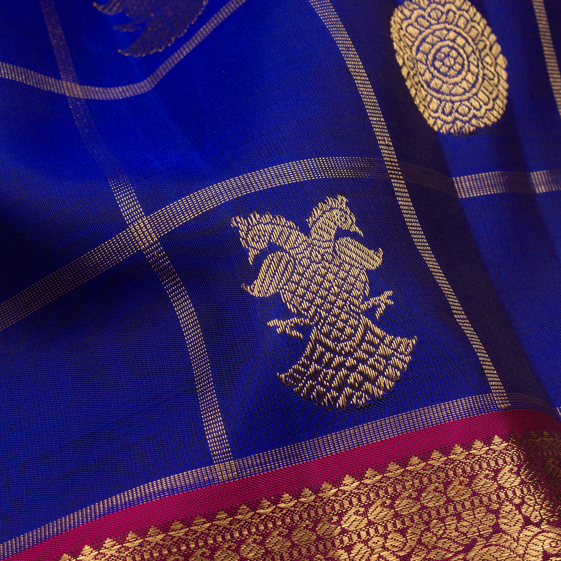 Kanakavalli Kanjivaram Silk Sari 23-110-HS001-02981 - Fabric View