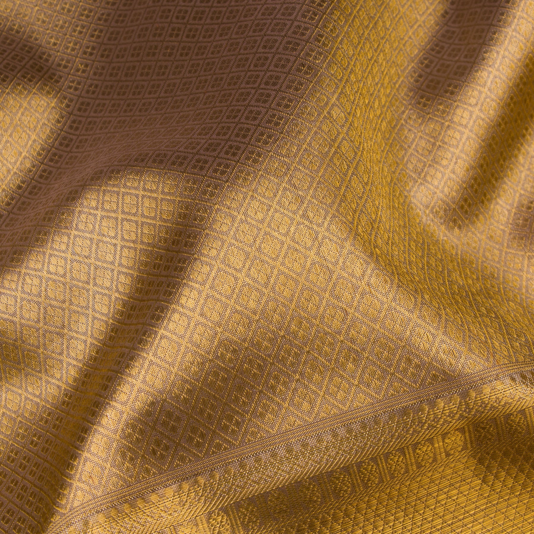 Kanakavalli Kanjivaram Silk Sari 23-110-HS001-03063 - Fabric View
