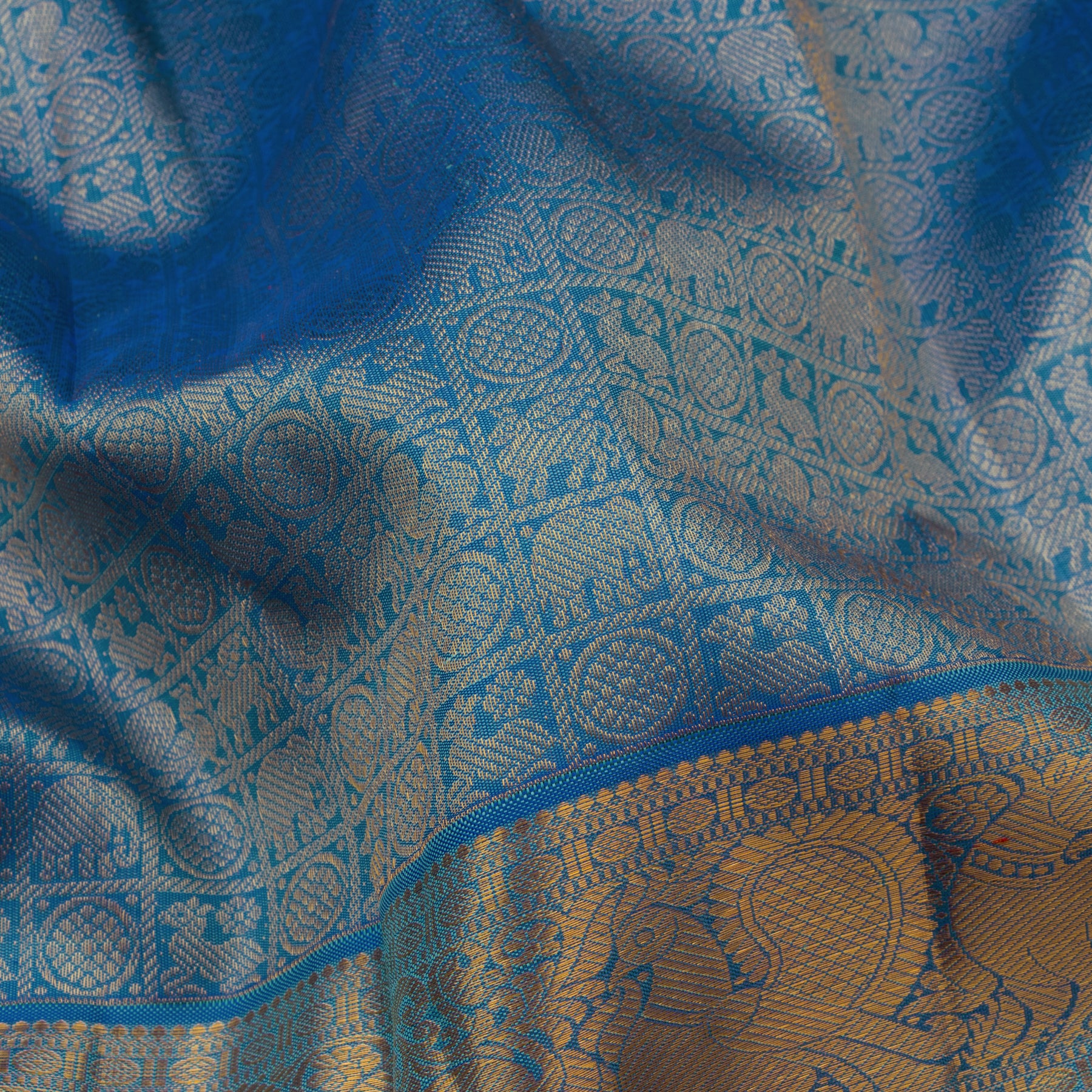 Kanakavalli Kanjivaram Silk Sari 23-110-HS001-03775 - Fabric View