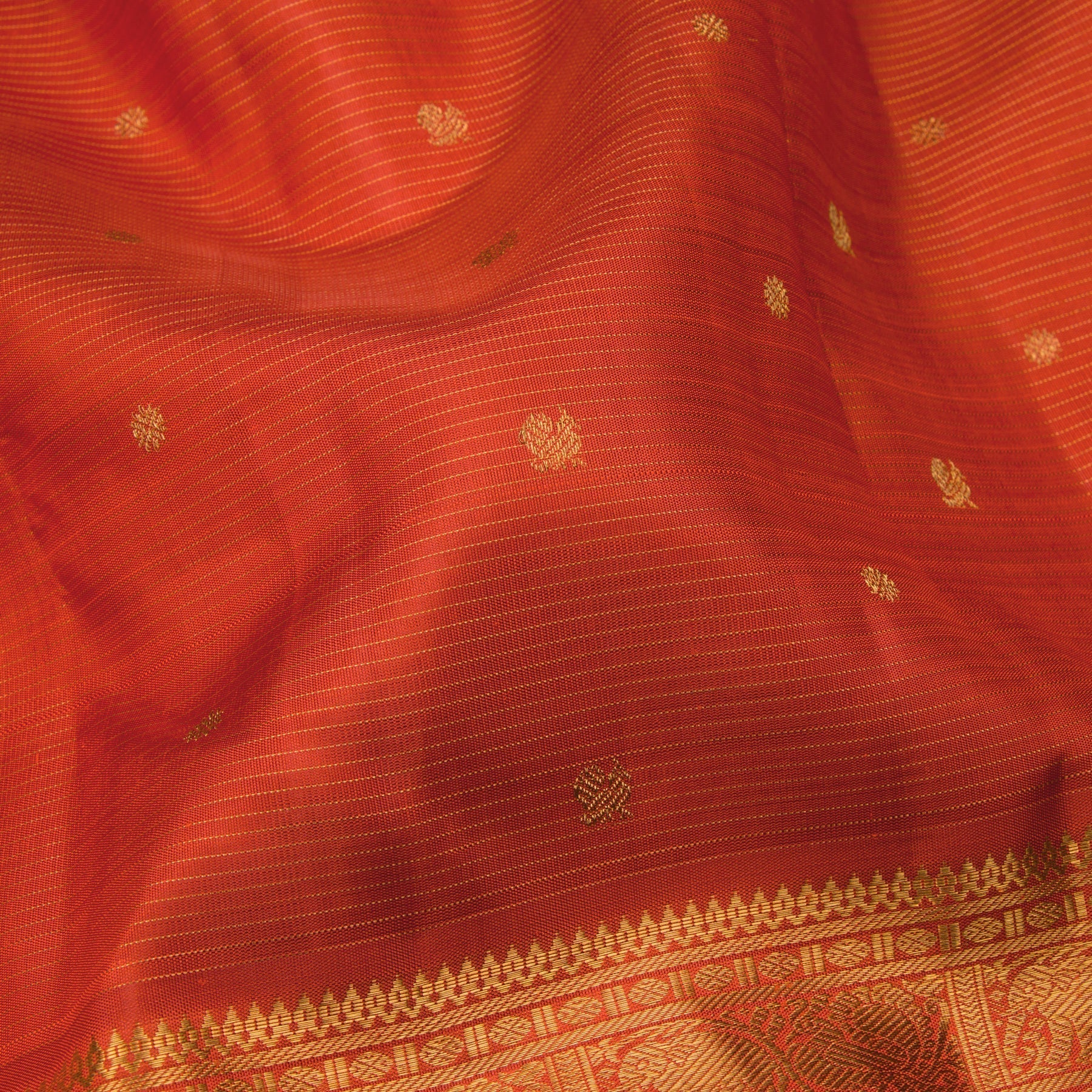 Kanakavalli Kanjivaram Silk Sari 23-110-HS001-05094 - Fabric View