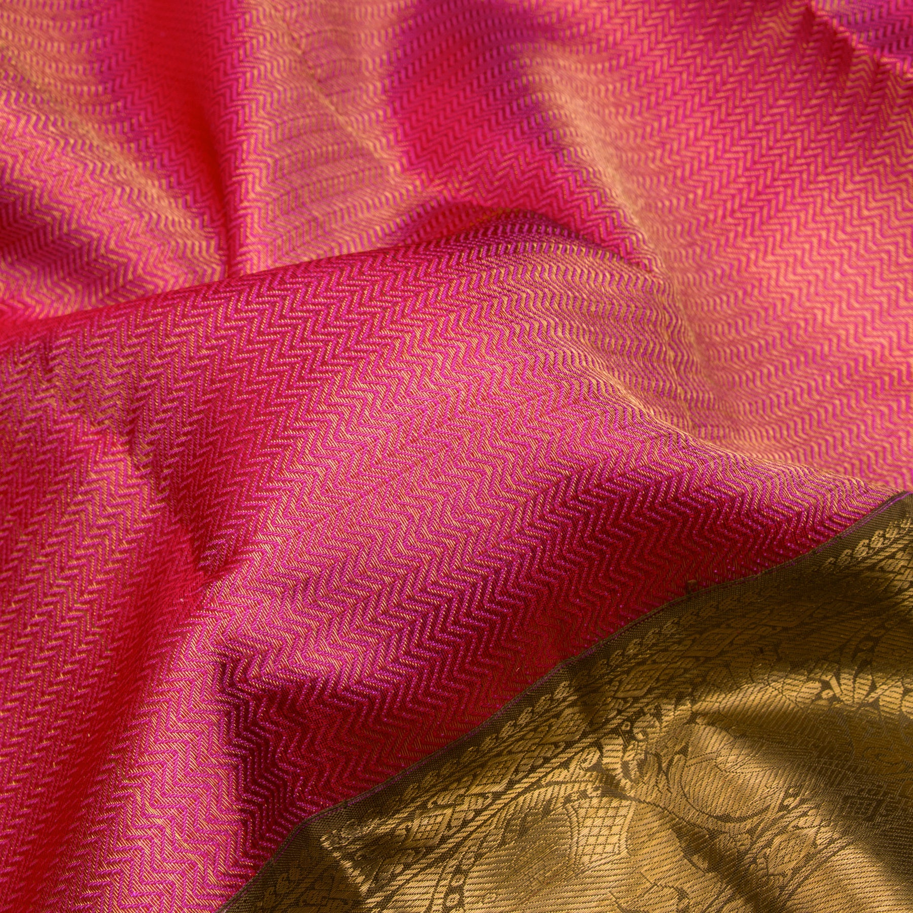 Kanakavalli Kanjivaram Silk Sari 23-110-HS001-05099 - Fabric View