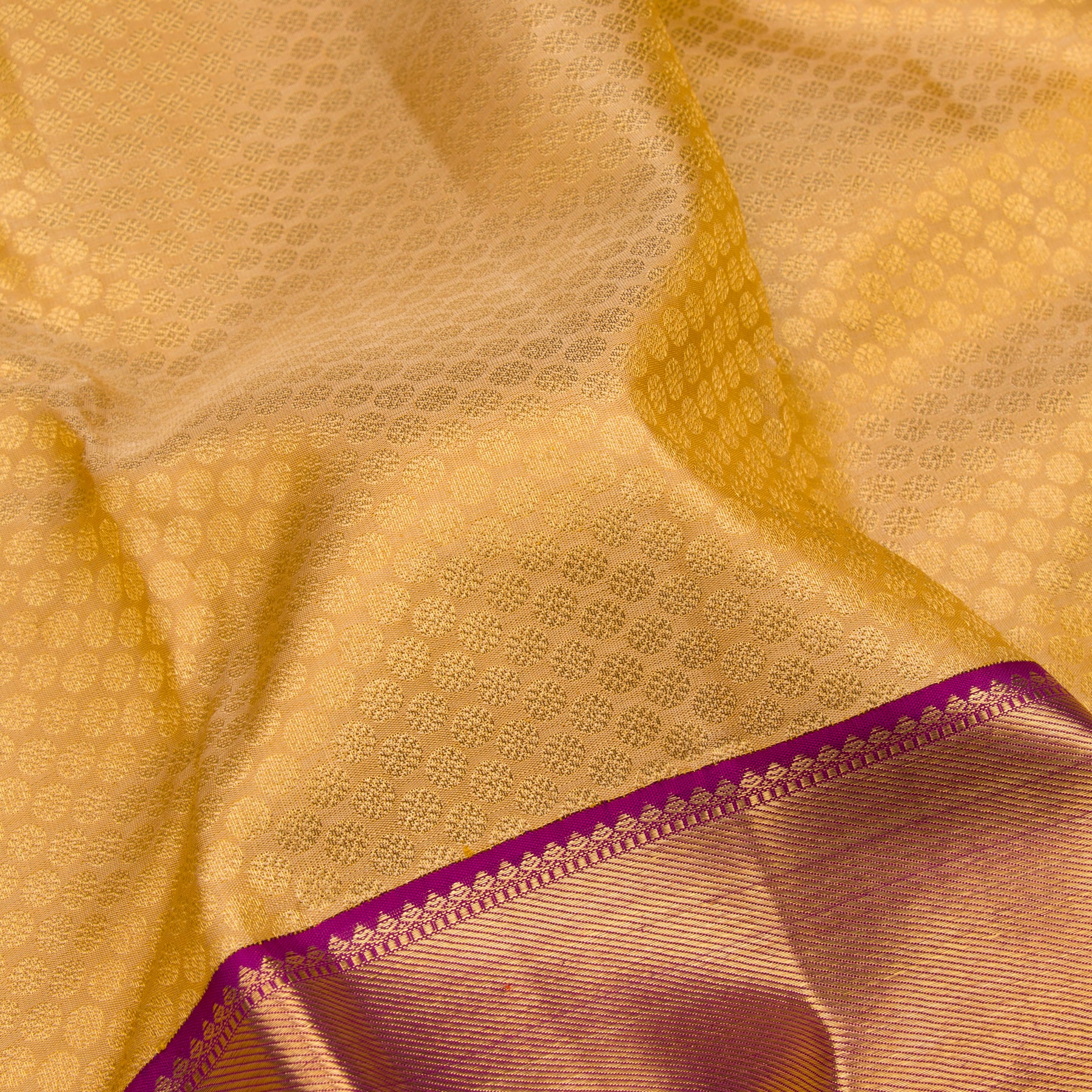 Kanakavalli Kanjivaram Silk Sari 23-110-HS001-05114 - Fabric View