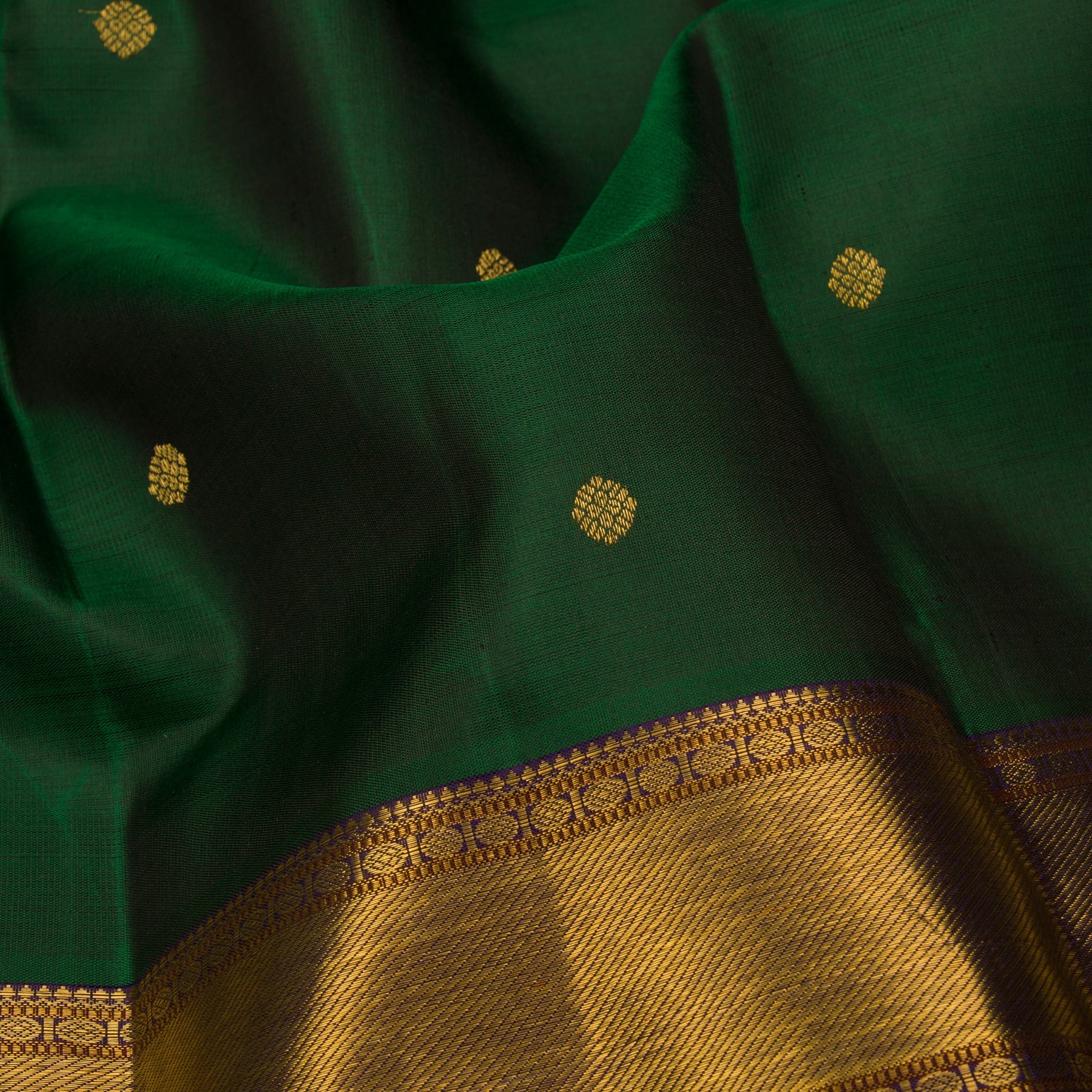 Kanakavalli Kanjivaram Silk Sari 23-110-HS001-08261 - Fabric View
